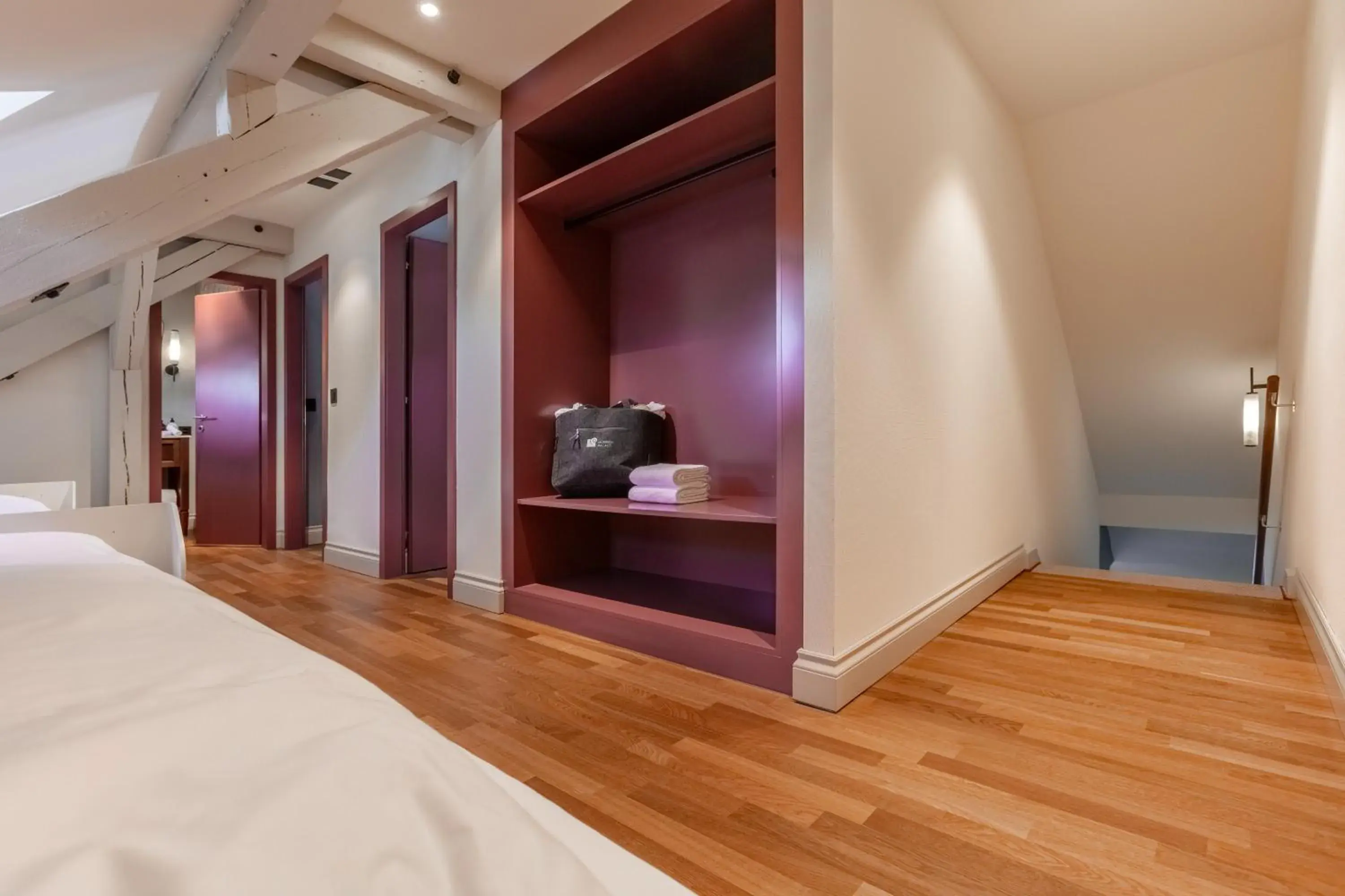 Bed in Hotel Mürren Palace Bed in Hotel Mürren Palace