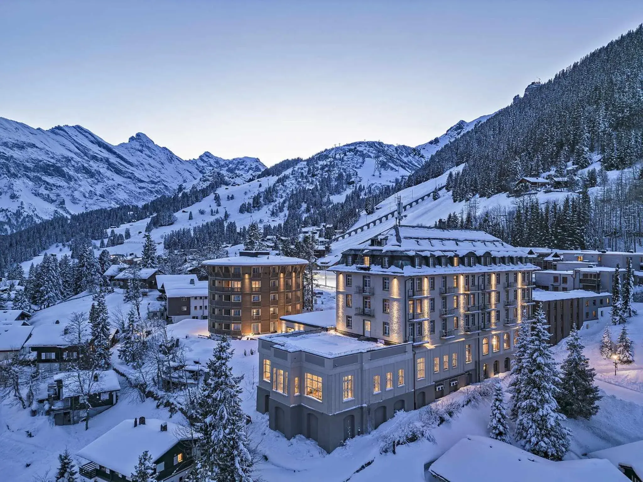 Property building in Hotel Mürren Palace Property building in Hotel Mürren Palace