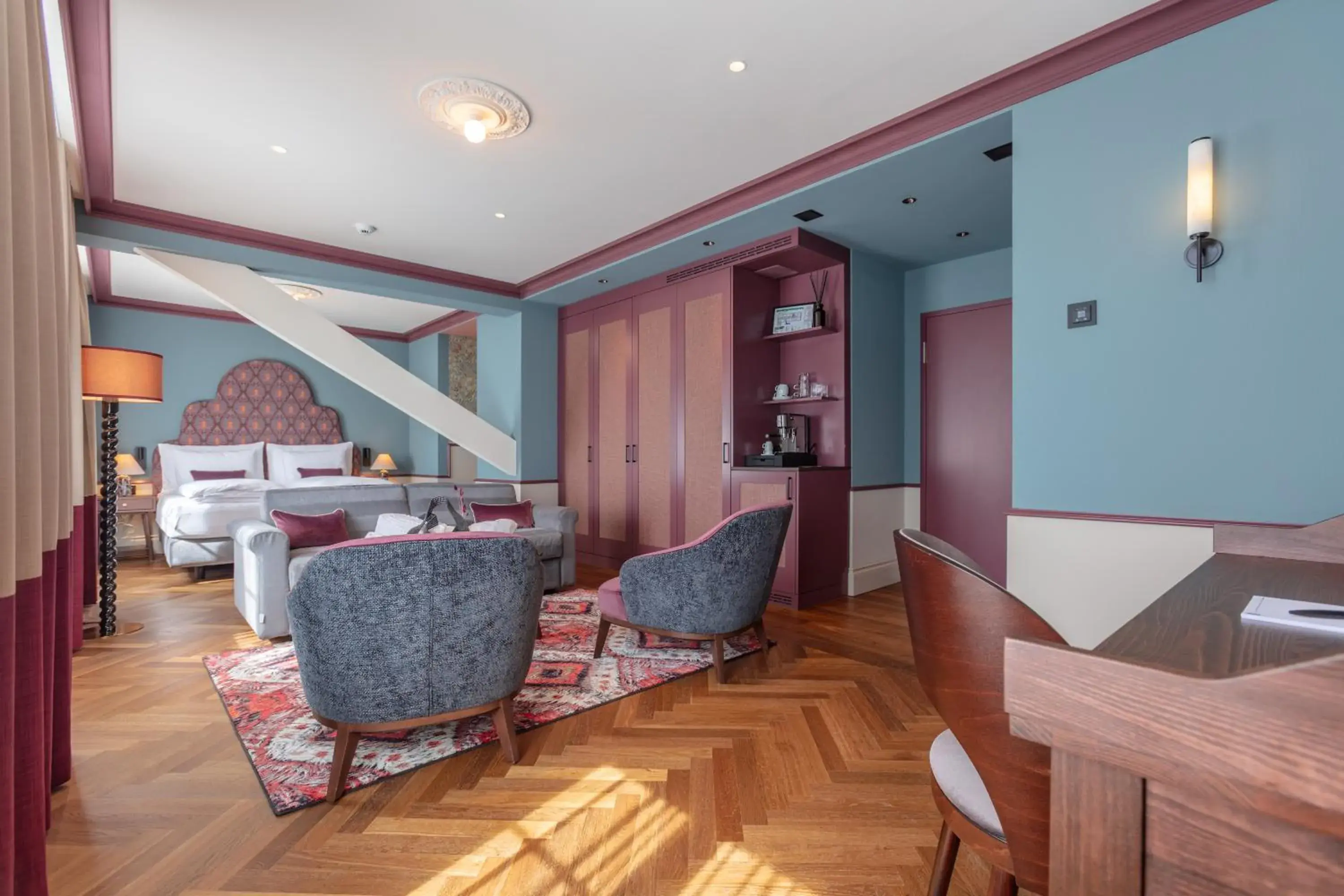 Photo of the whole room, Bed in Hotel Mürren Palace Photo of the whole room, Bed in Hotel Mürren Palace