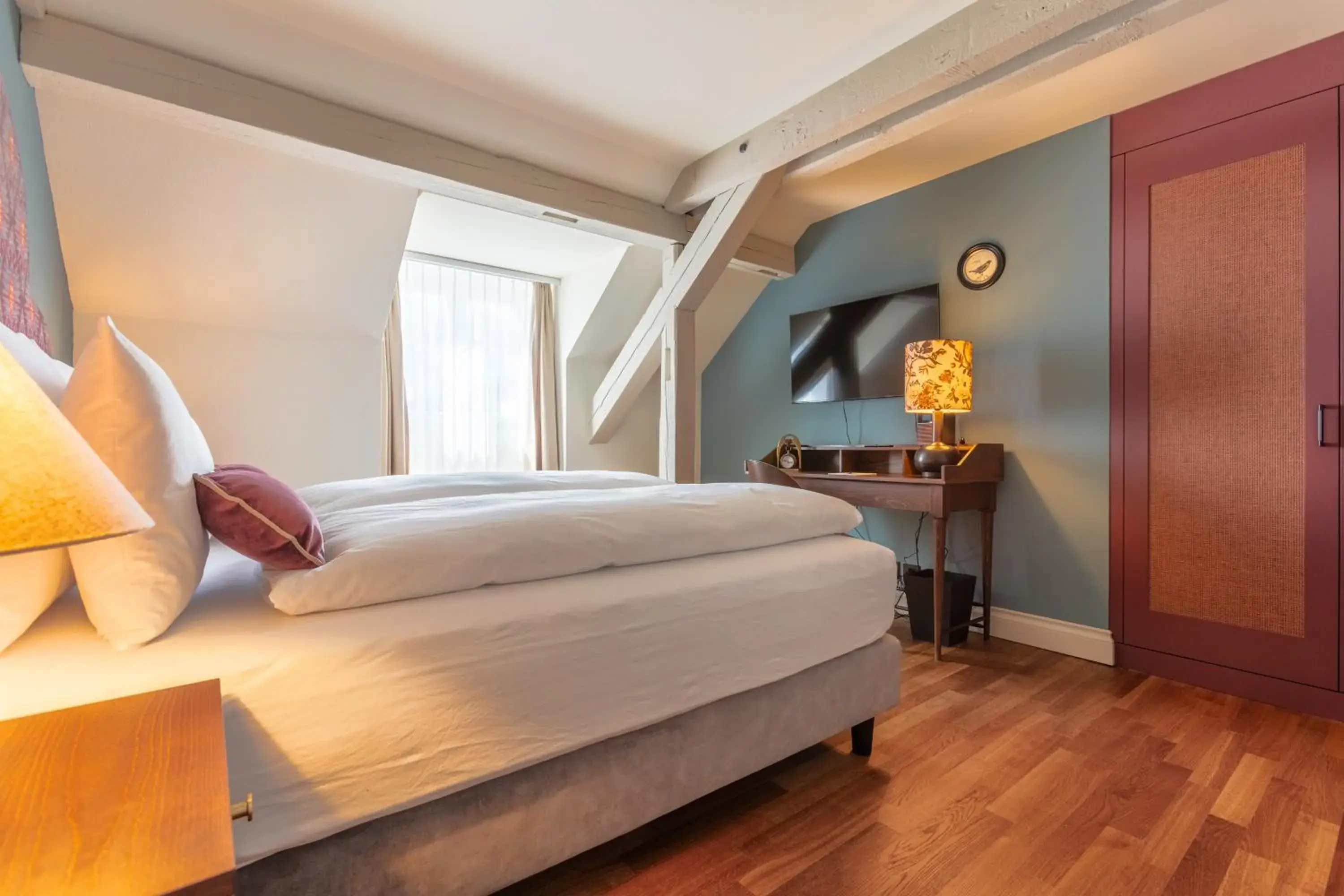 Bed in Hotel Mürren Palace Bed in Hotel Mürren Palace