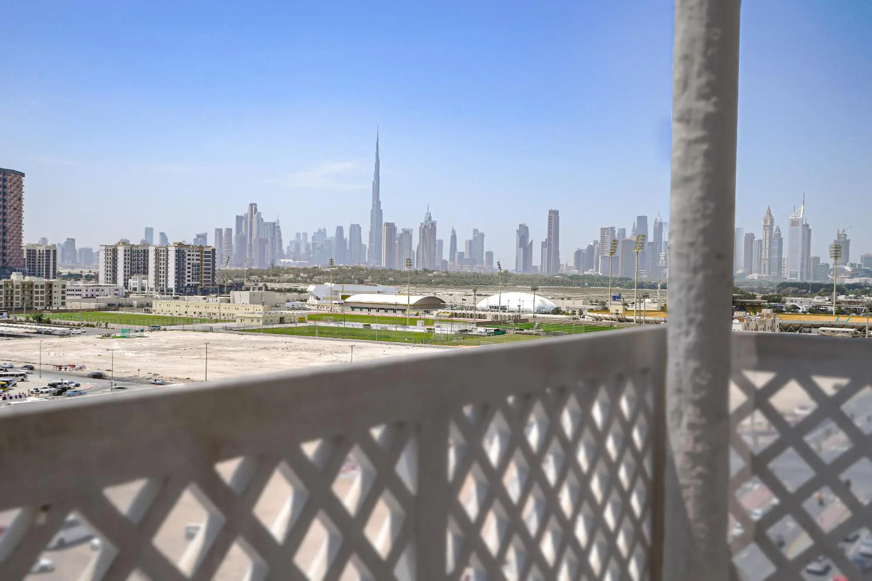 Bedroom in Palette Royal Reflections Hotel and Spa Dubai Bedroom in Palette Royal Reflections Hotel and Spa Dubai