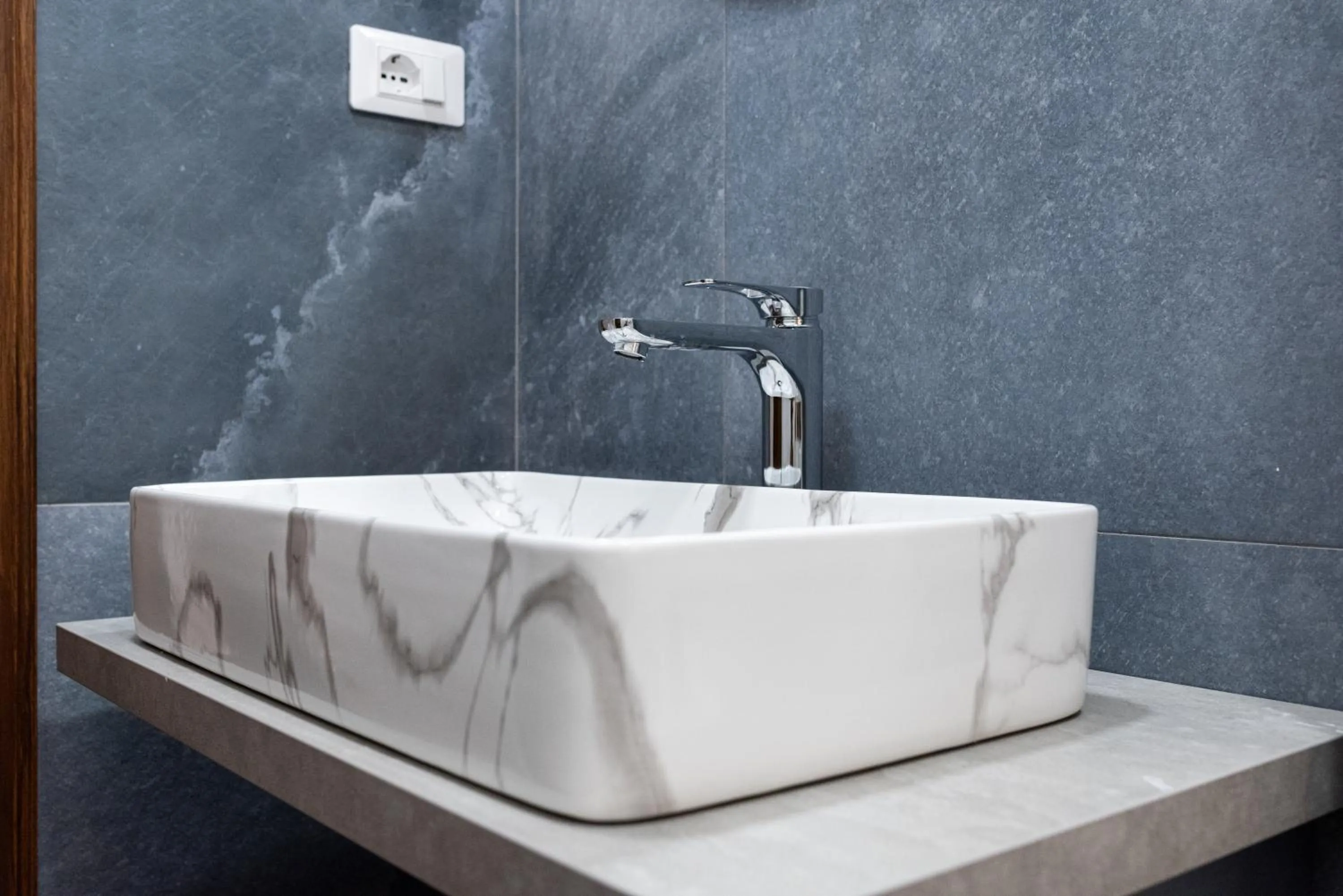 Bathroom in Strange Uncle B&B