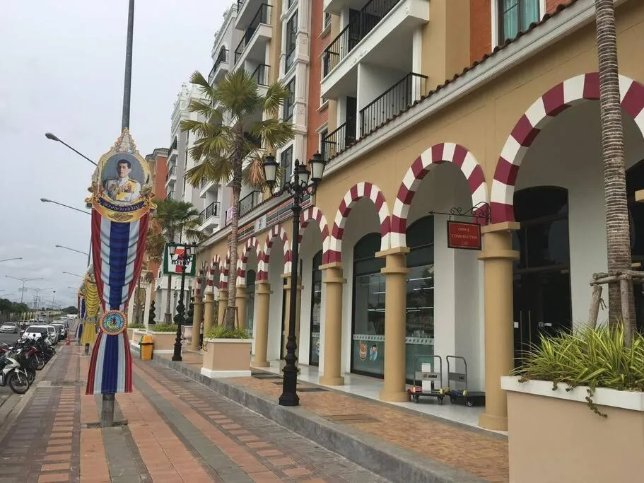 España Condo Resort Pattaya