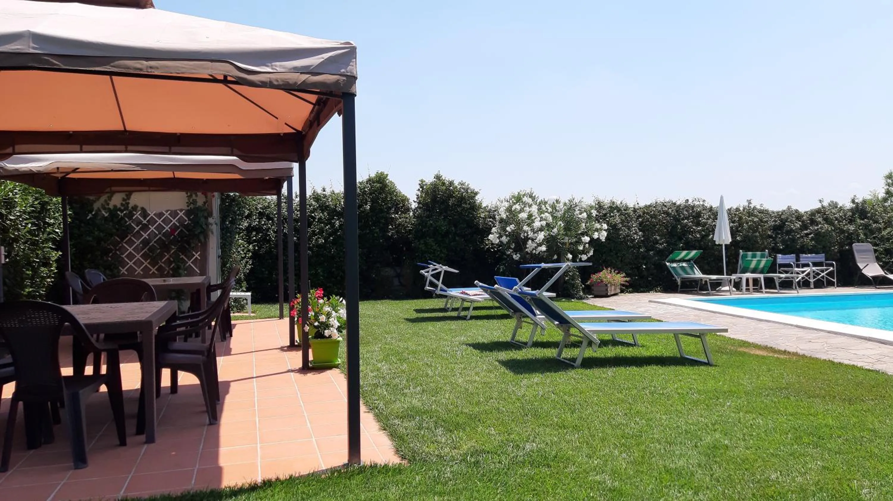 Garden view in La Casa delle Rondini