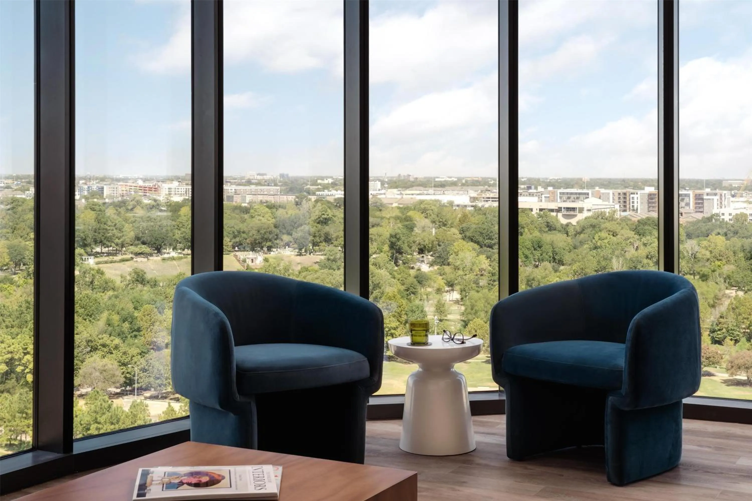 Photo of the whole room in Thompson Houston, by Hyatt