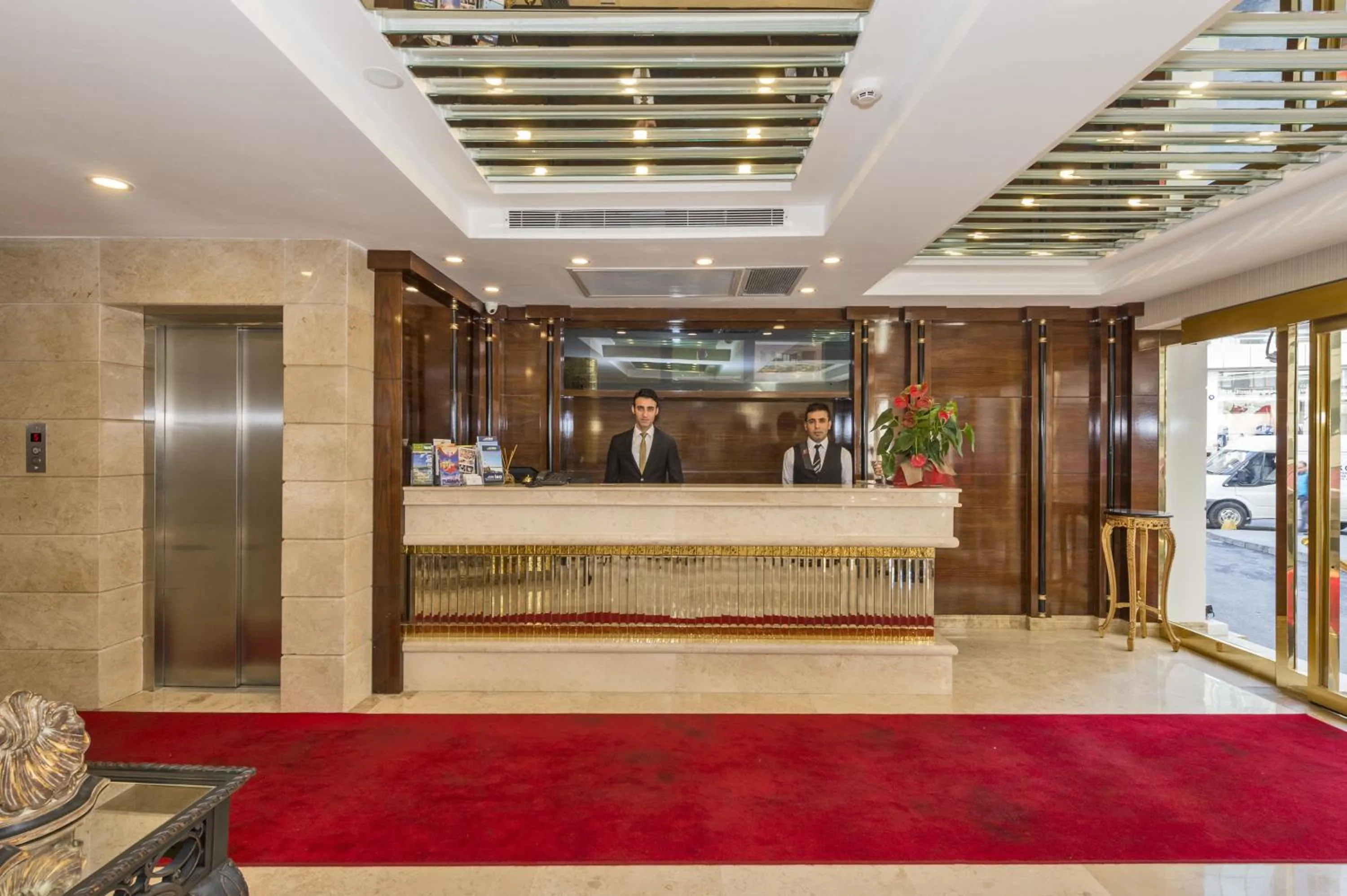 Lobby or reception in Escardın hotel