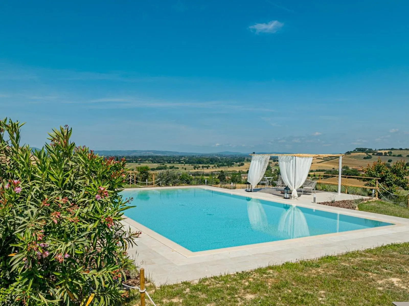 Swimming pool in Agriturismo Antica Corte