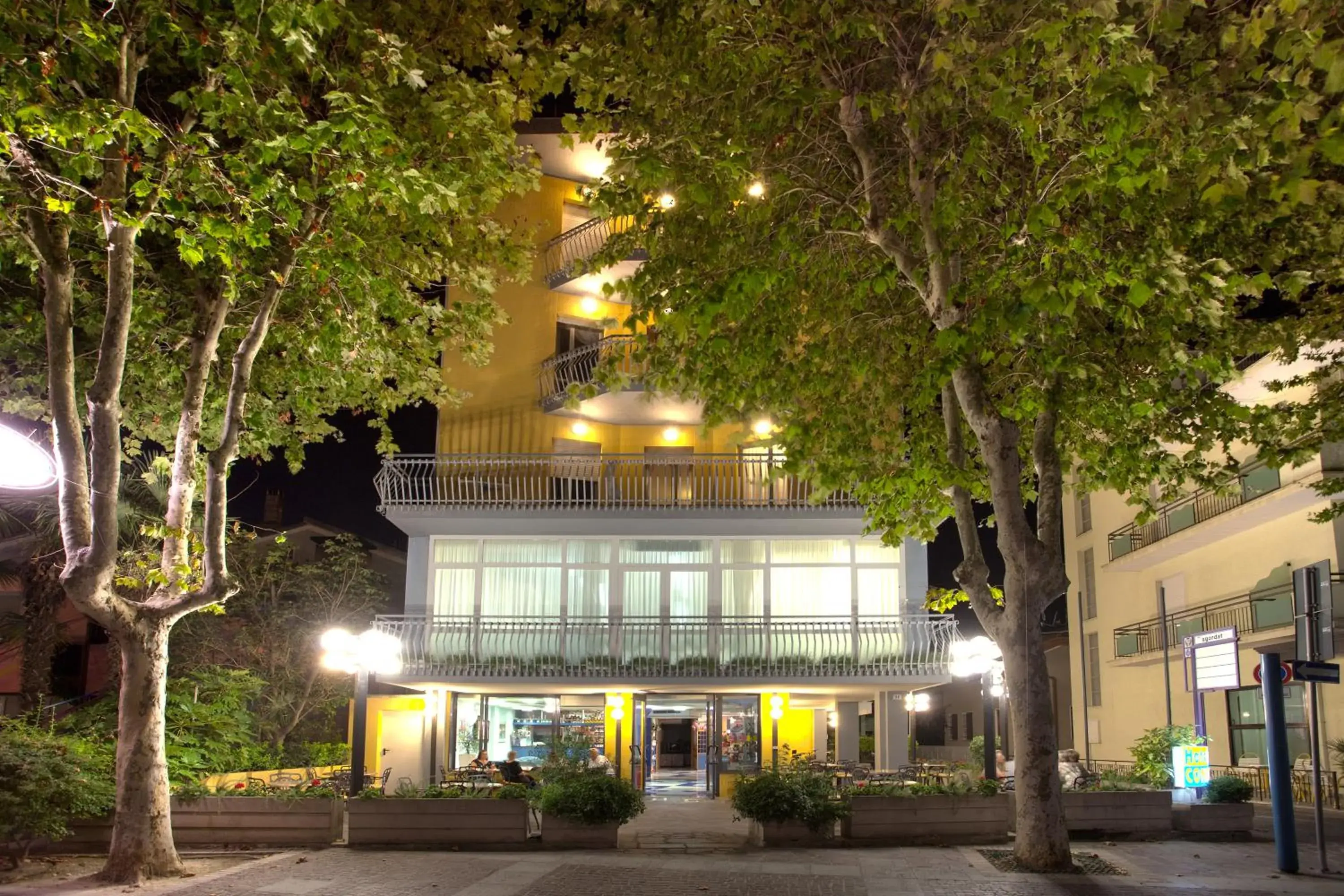 Facade/entrance, Property Building in Hotel Condor