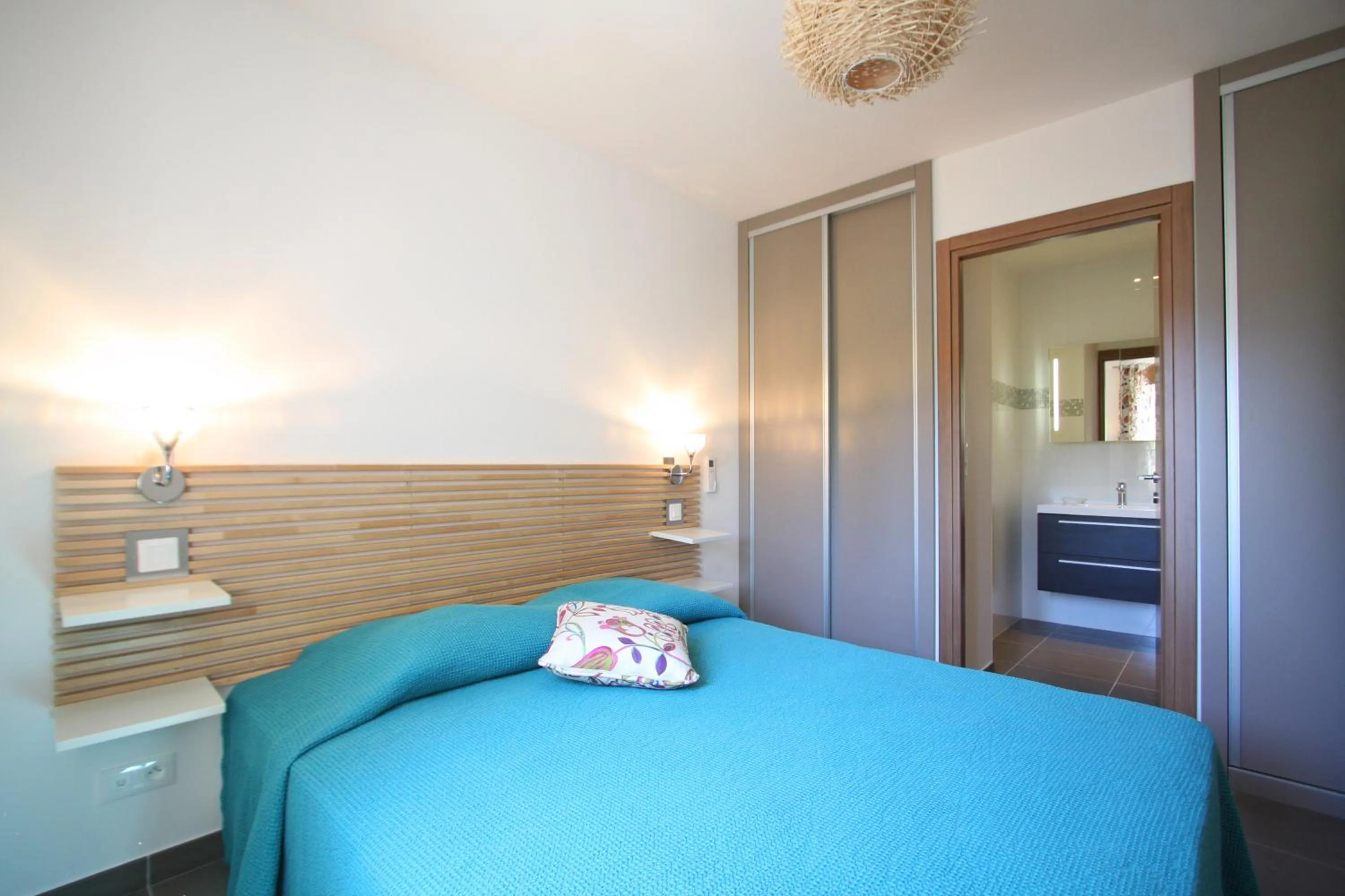 Bedroom, Bed in Residence Catherine