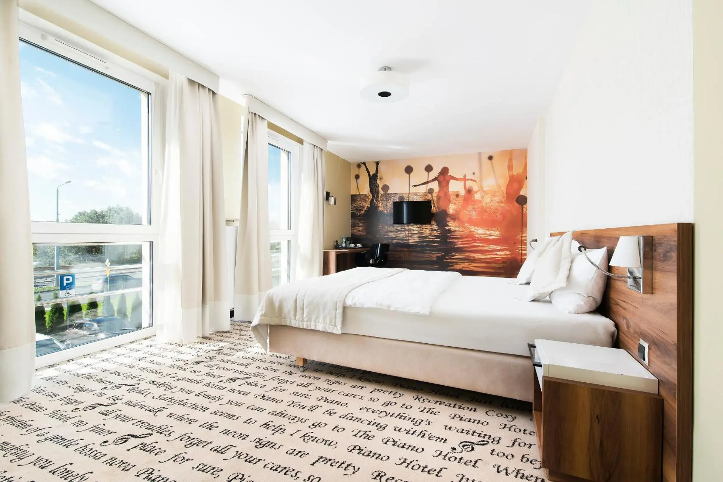 King Room in Hotel Piano King Room in Hotel Piano