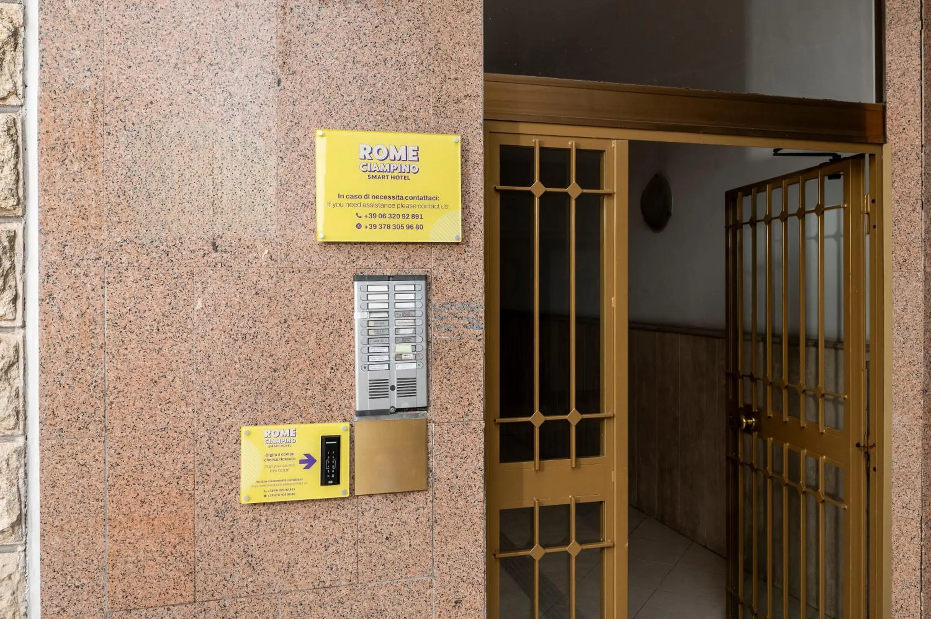 Facade/entrance in Rome Ciampino Smart Hotel Facade/entrance in Rome Ciampino Smart Hotel