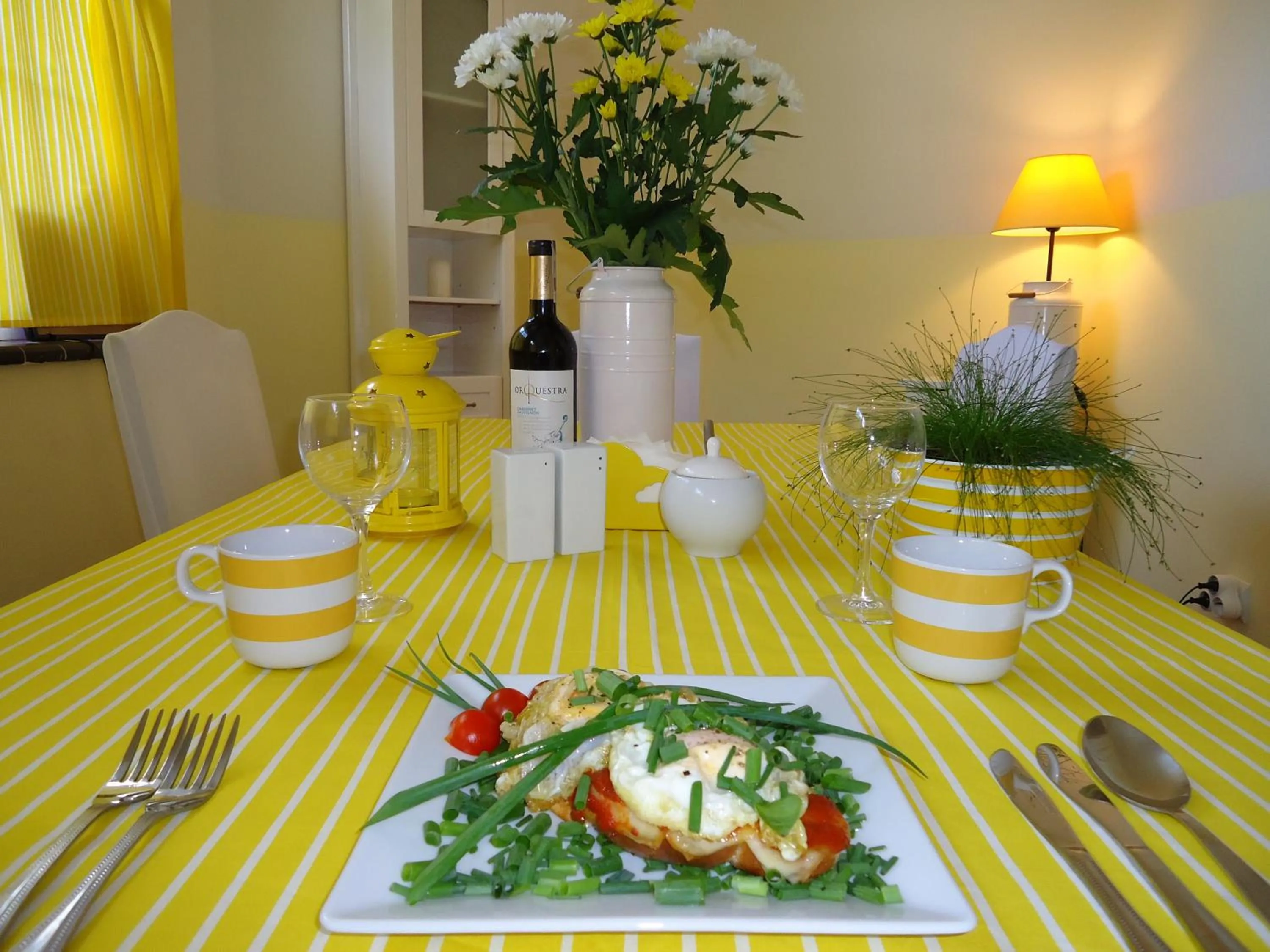 Restaurant/places to eat in Tom&Tom