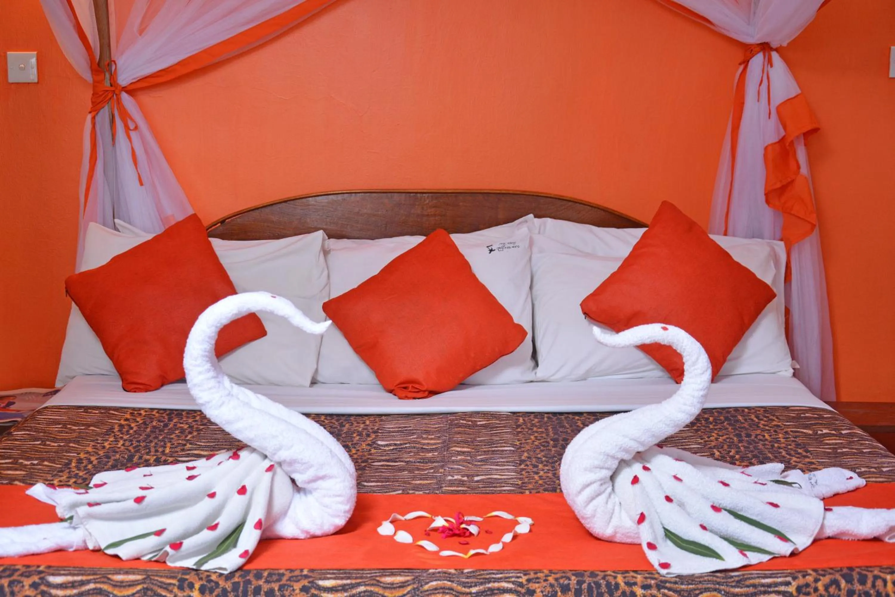 Decorative detail, Bed in Ocean View Nyali Boutique Hotel