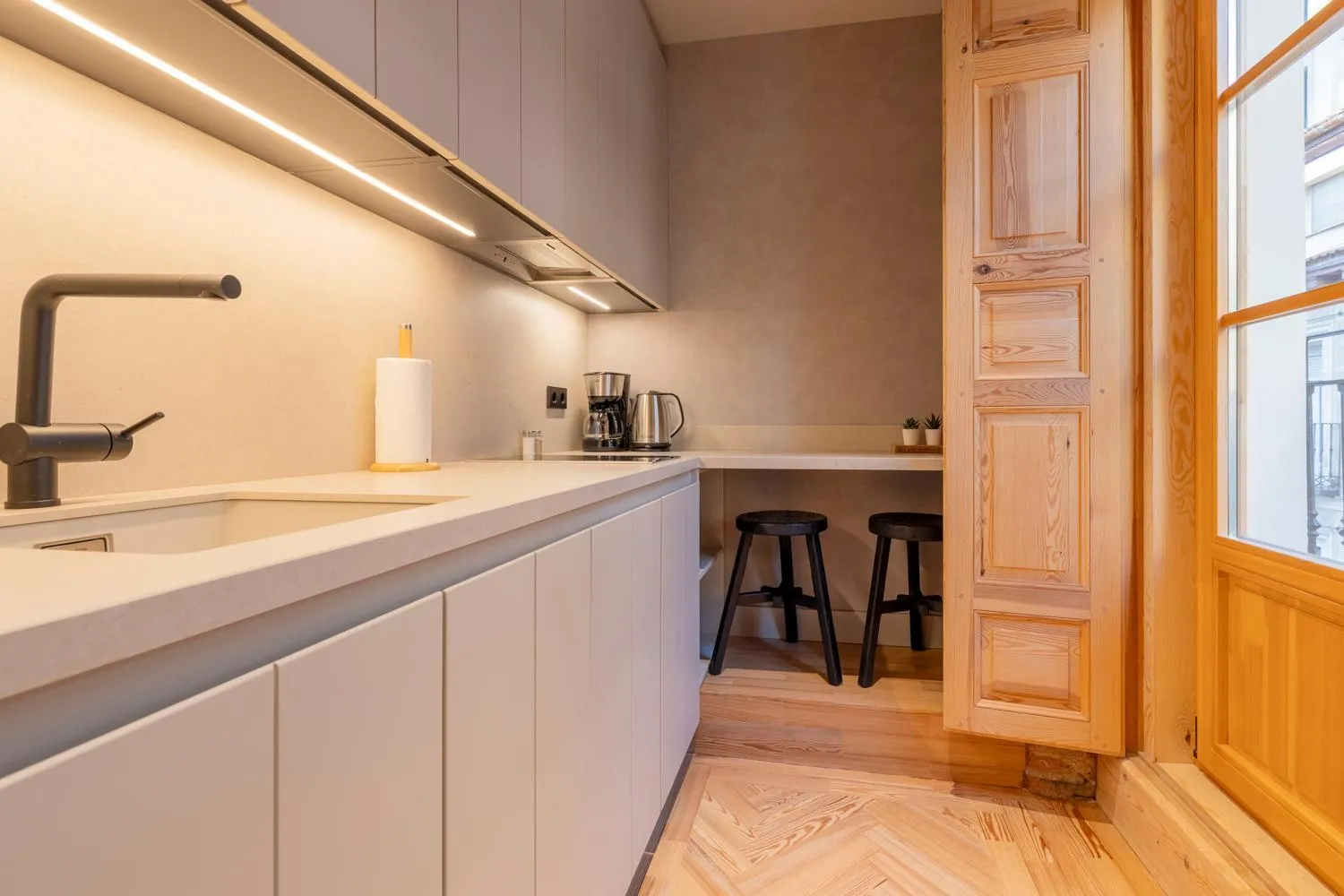 Kitchen or kitchenette in Rio by Wynwood House