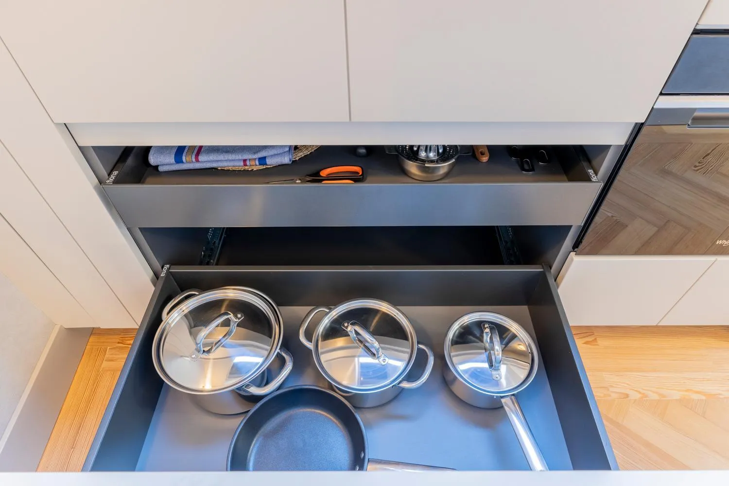 Kitchen or kitchenette in Rio by Wynwood House