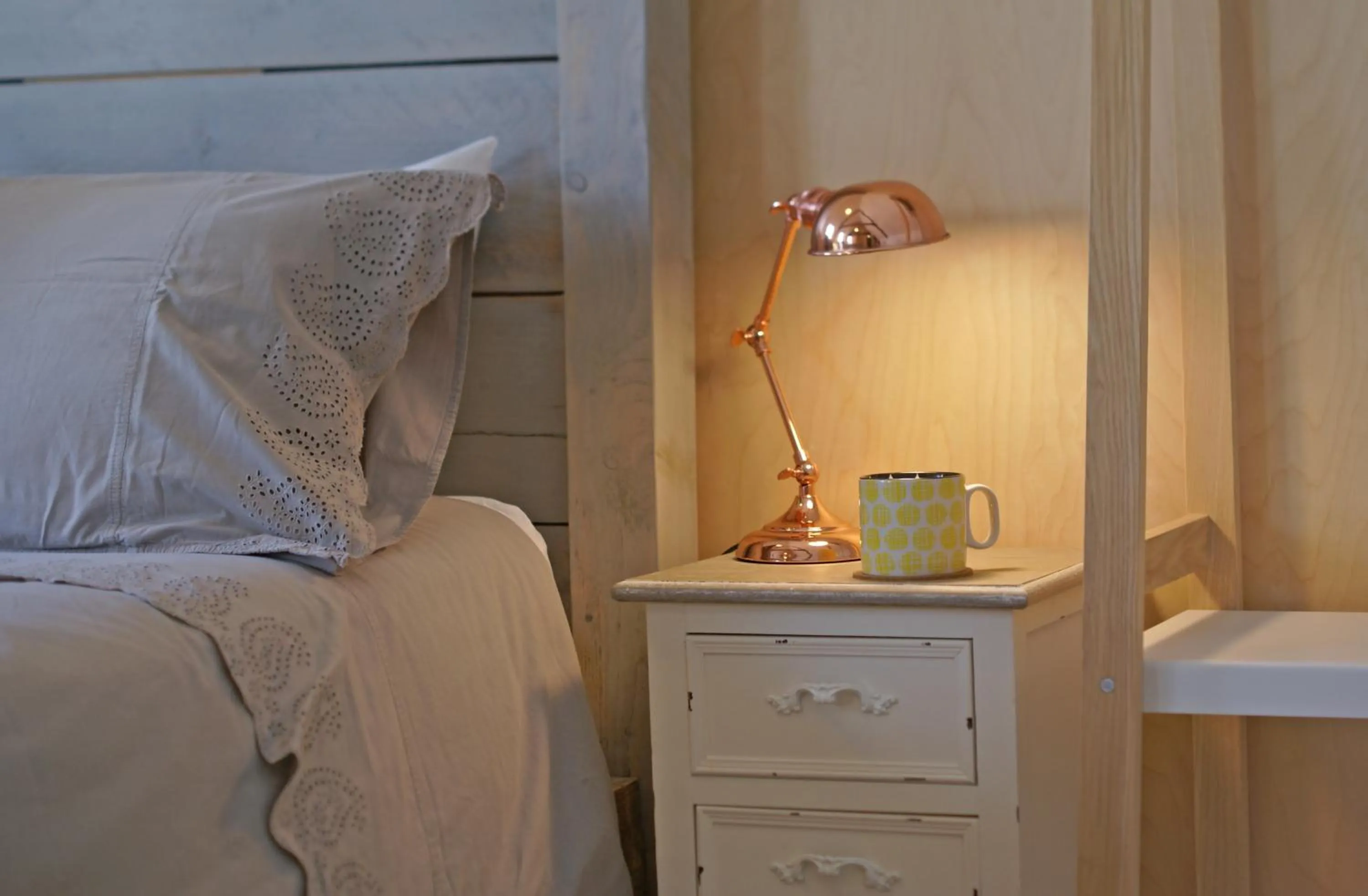 Bed in Westbury Cross House Bed & Breakfast