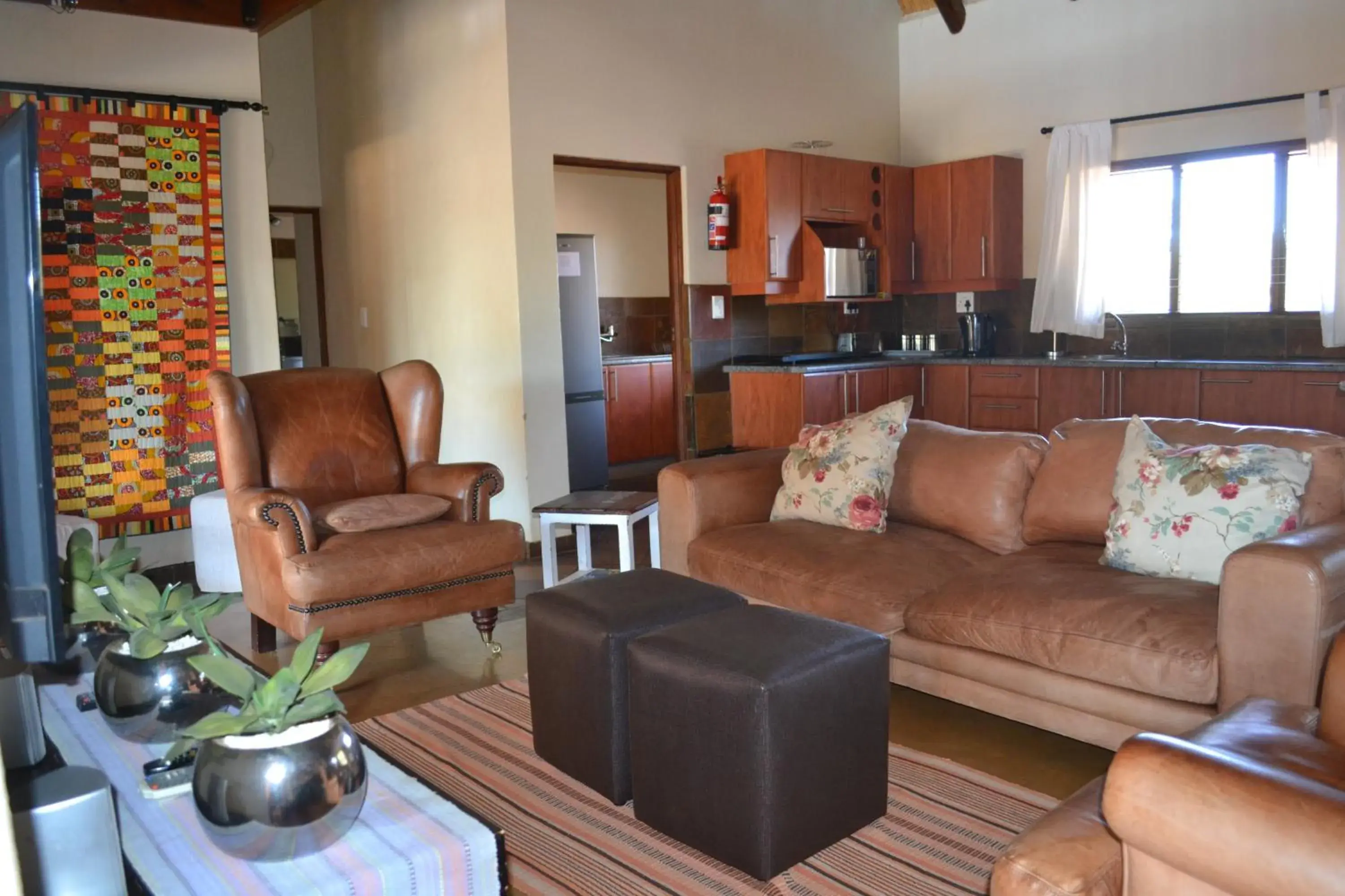 Living room in Makhato 84 Bush Lodge Living room in Makhato 84 Bush Lodge