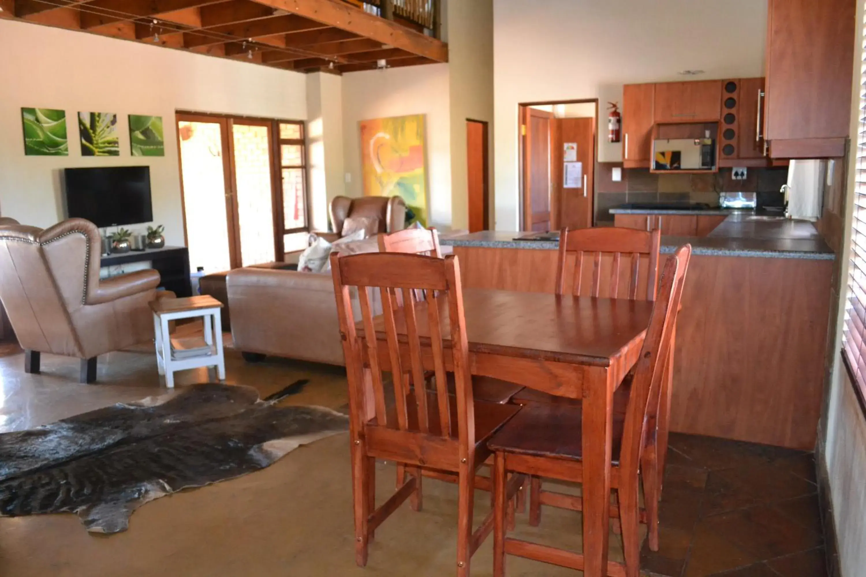 Dining area in Makhato 84 Bush Lodge Dining area in Makhato 84 Bush Lodge