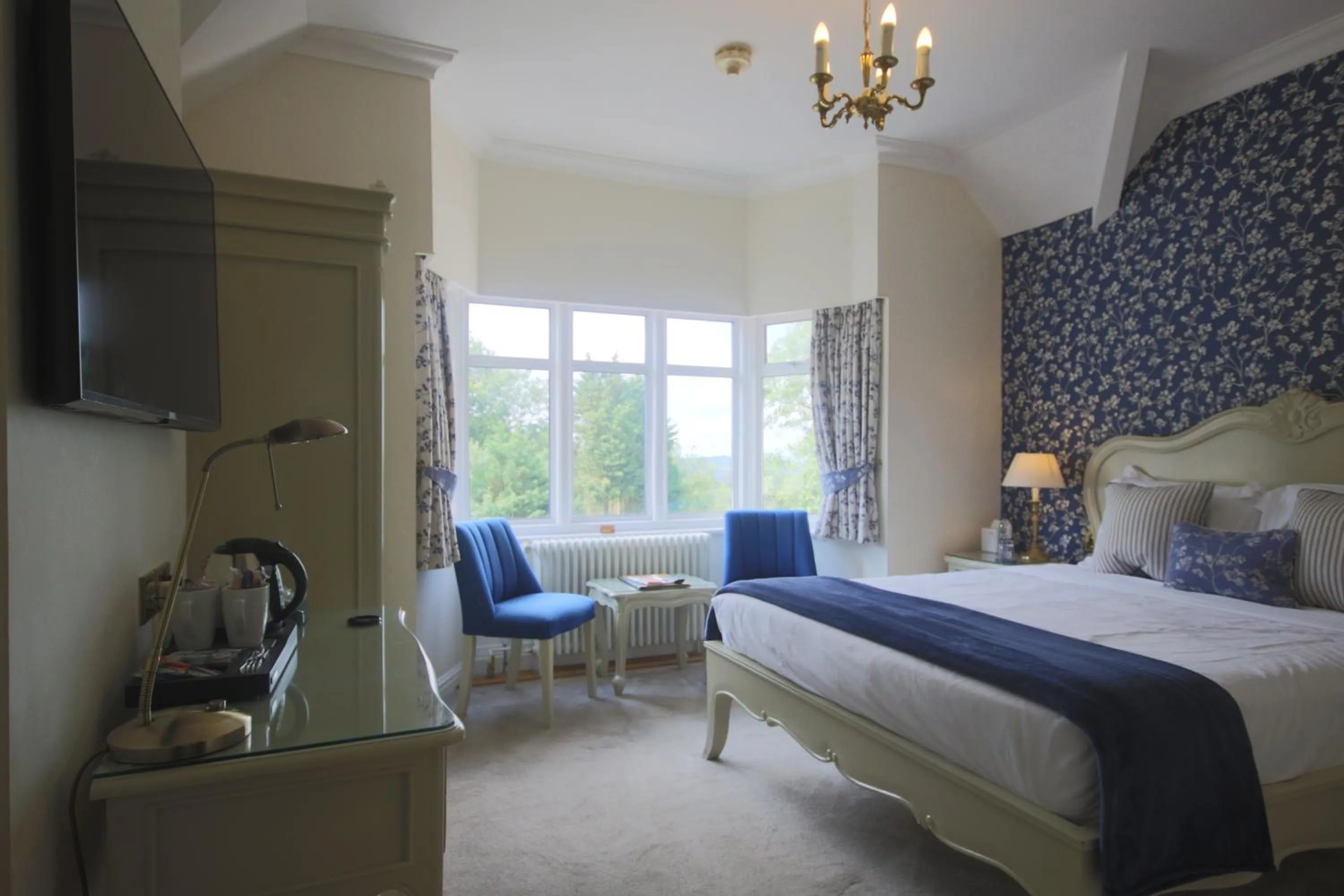 Bed in The Malvern Hills Hotel