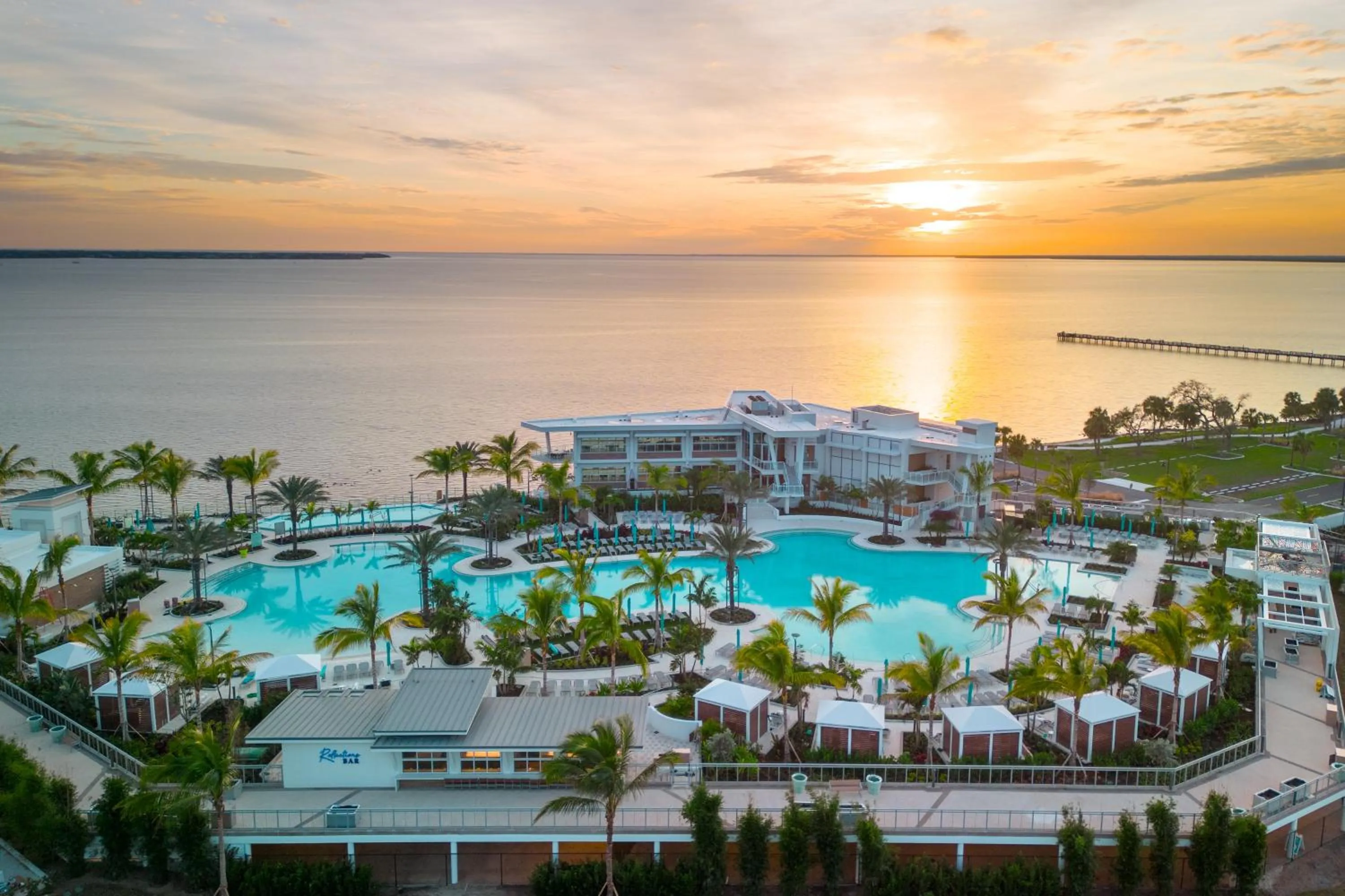 Sunseeker Resort Florida Gulf Coast, Curio Collection Hilton
