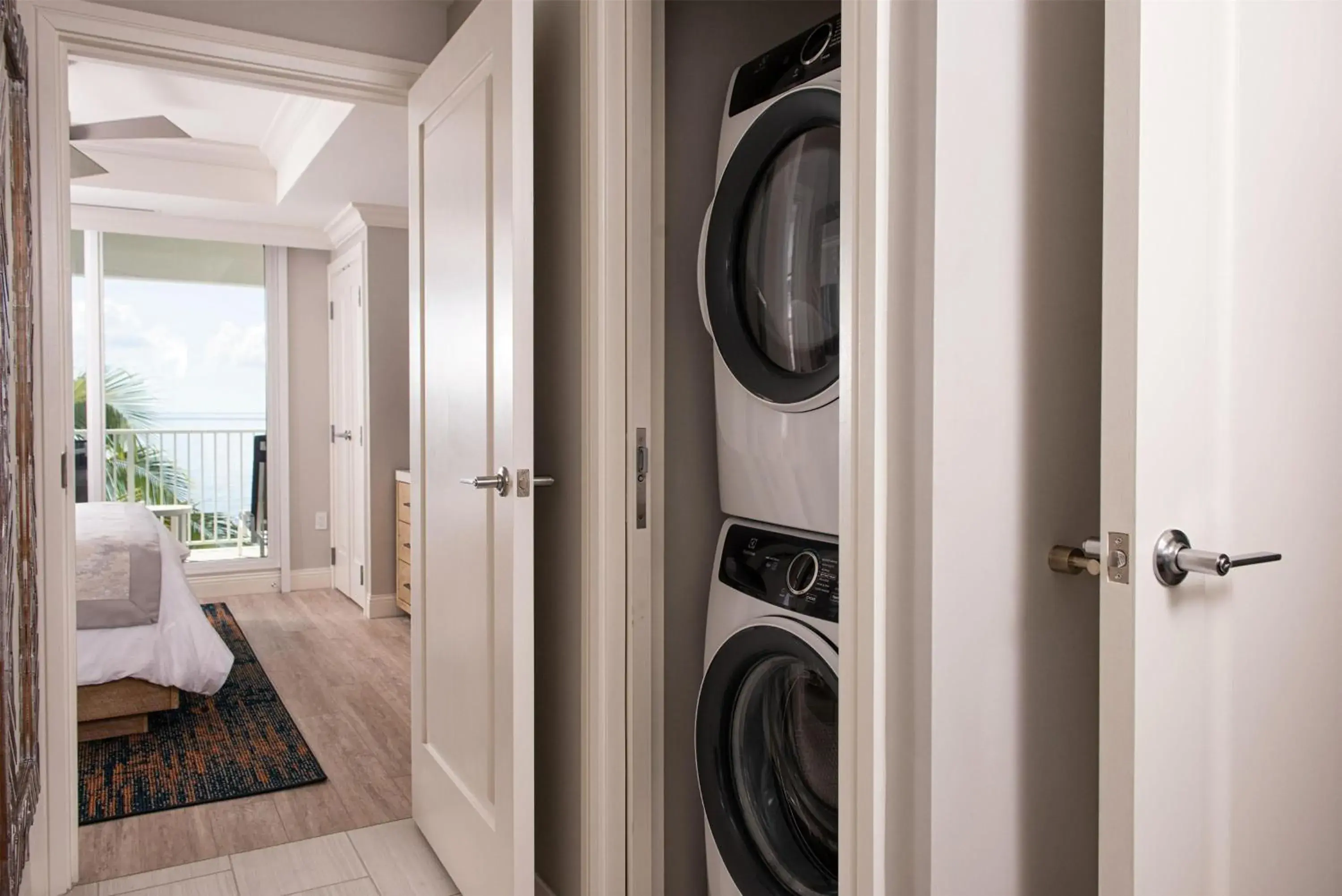 Photo of the whole room, Bed in Sunseeker Resort Florida Gulf Coast, Curio Collection Hilton Photo of the whole room, Bed in Sunseeker Resort Florida Gulf Coast, Curio Collection Hilton