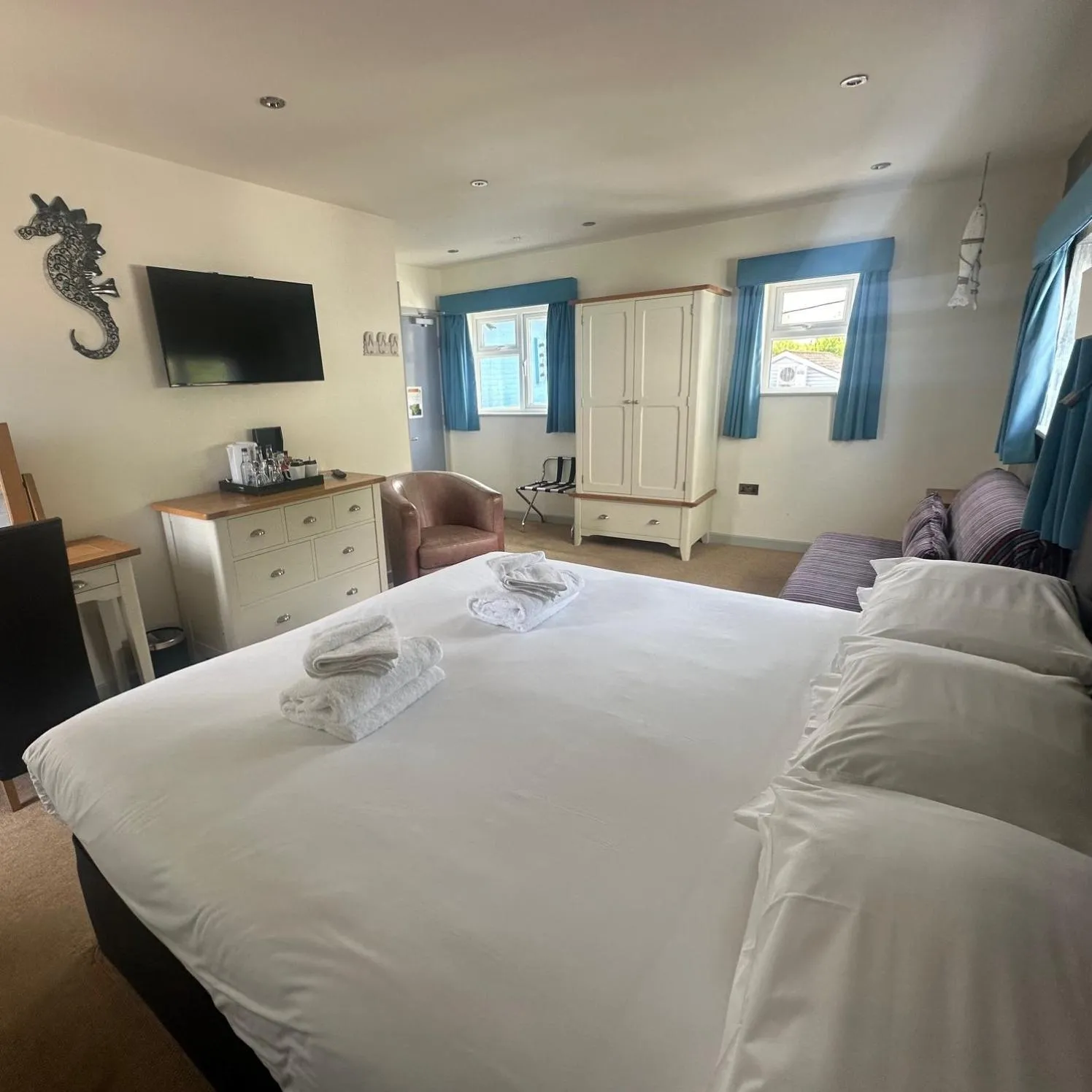 Bedroom in Waveney Inn & Hotel