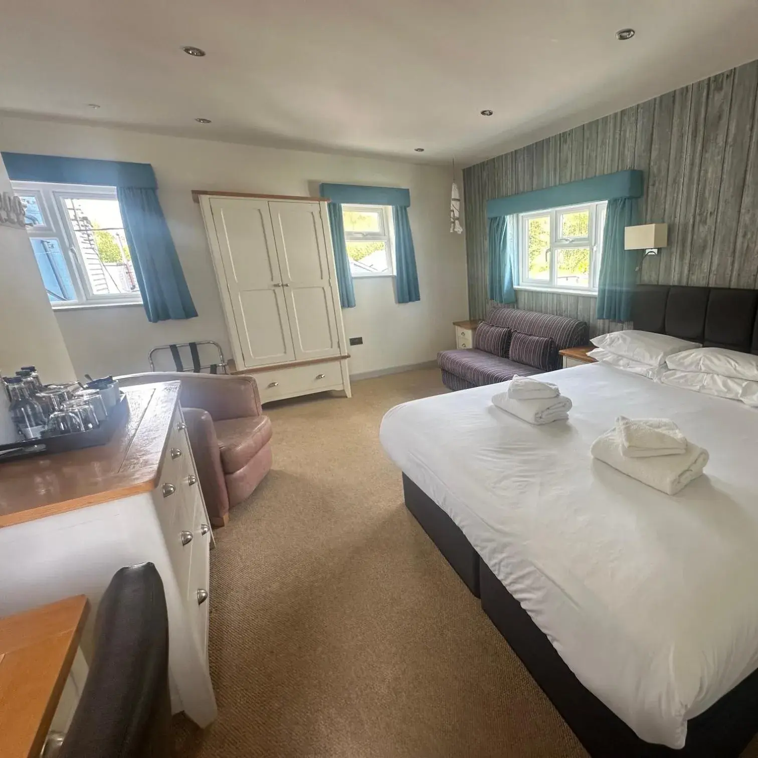 Deluxe Family Room in Waveney Inn & Hotel Deluxe Family Room in Waveney Inn & Hotel
