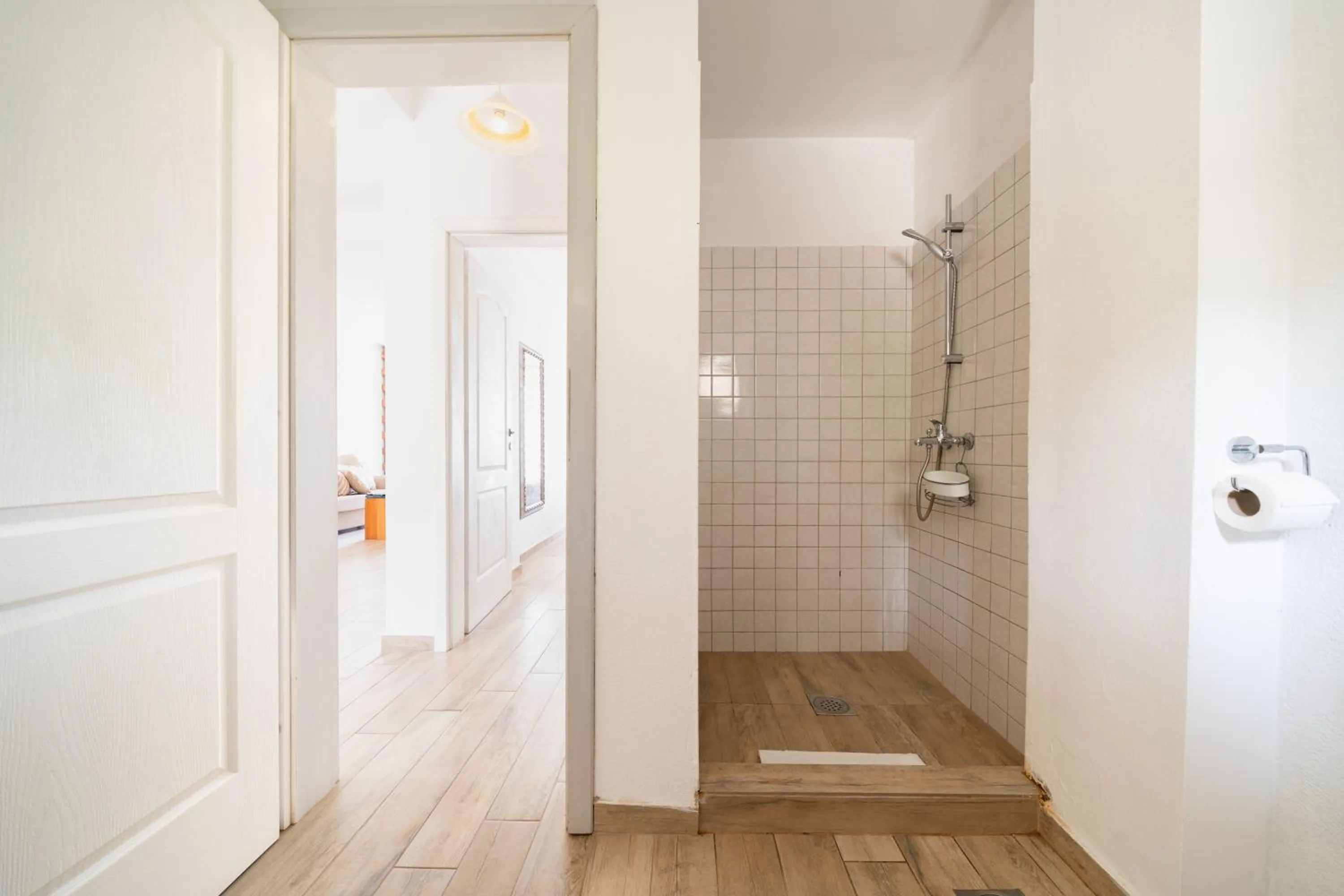 Shower in Klinci Village Resort