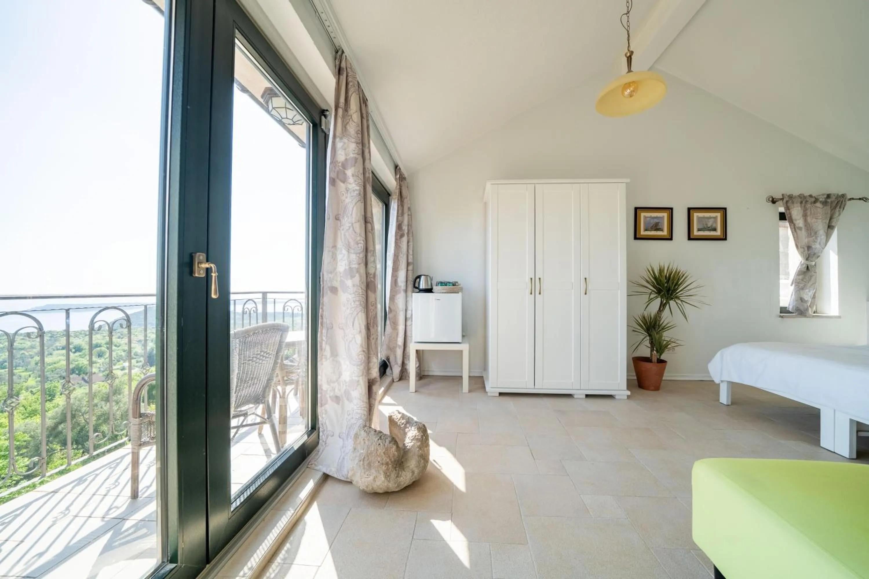 View (from property/room), Bed in Klinci Village Resort