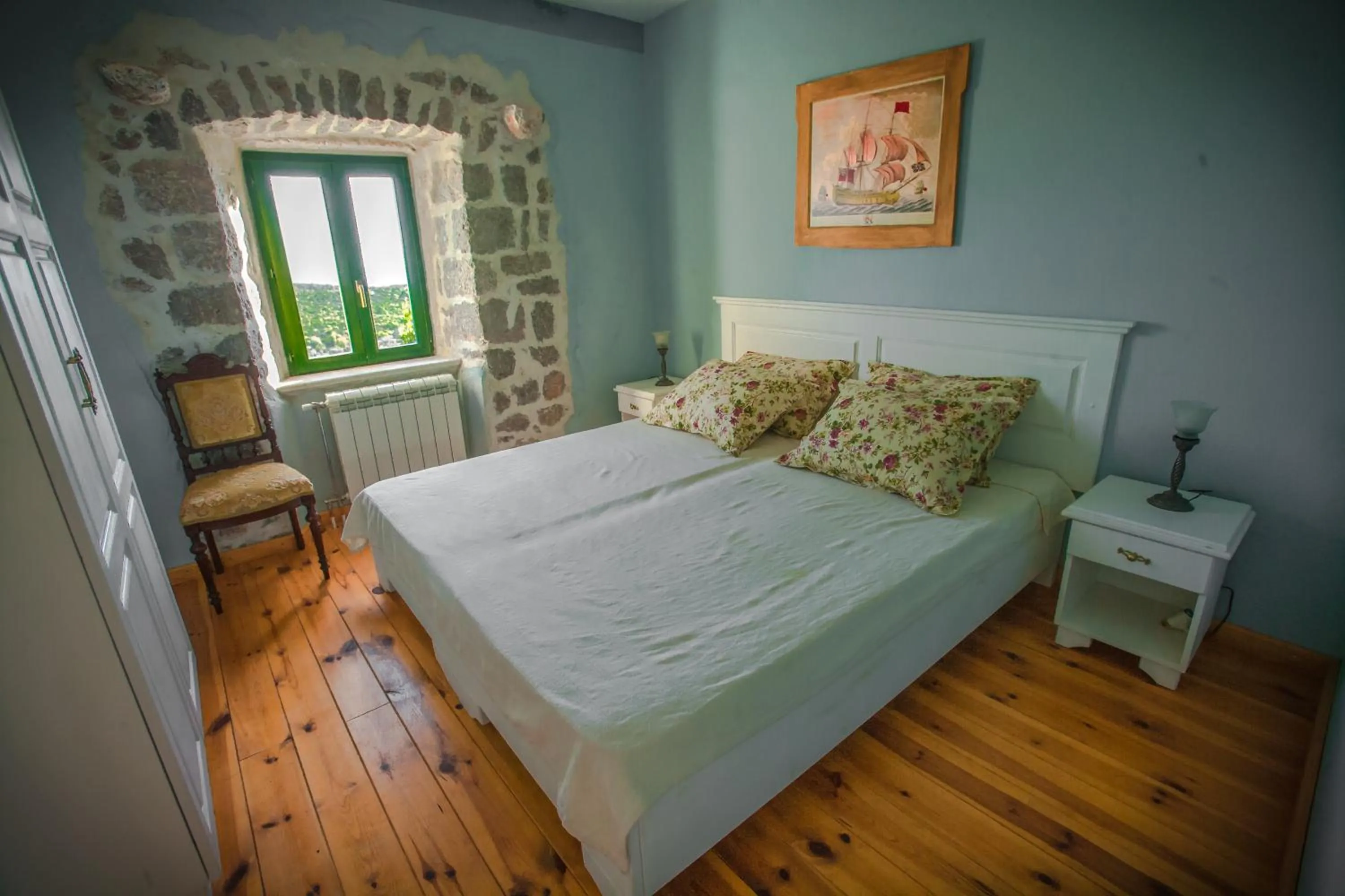 Bed in Klinci Village Resort