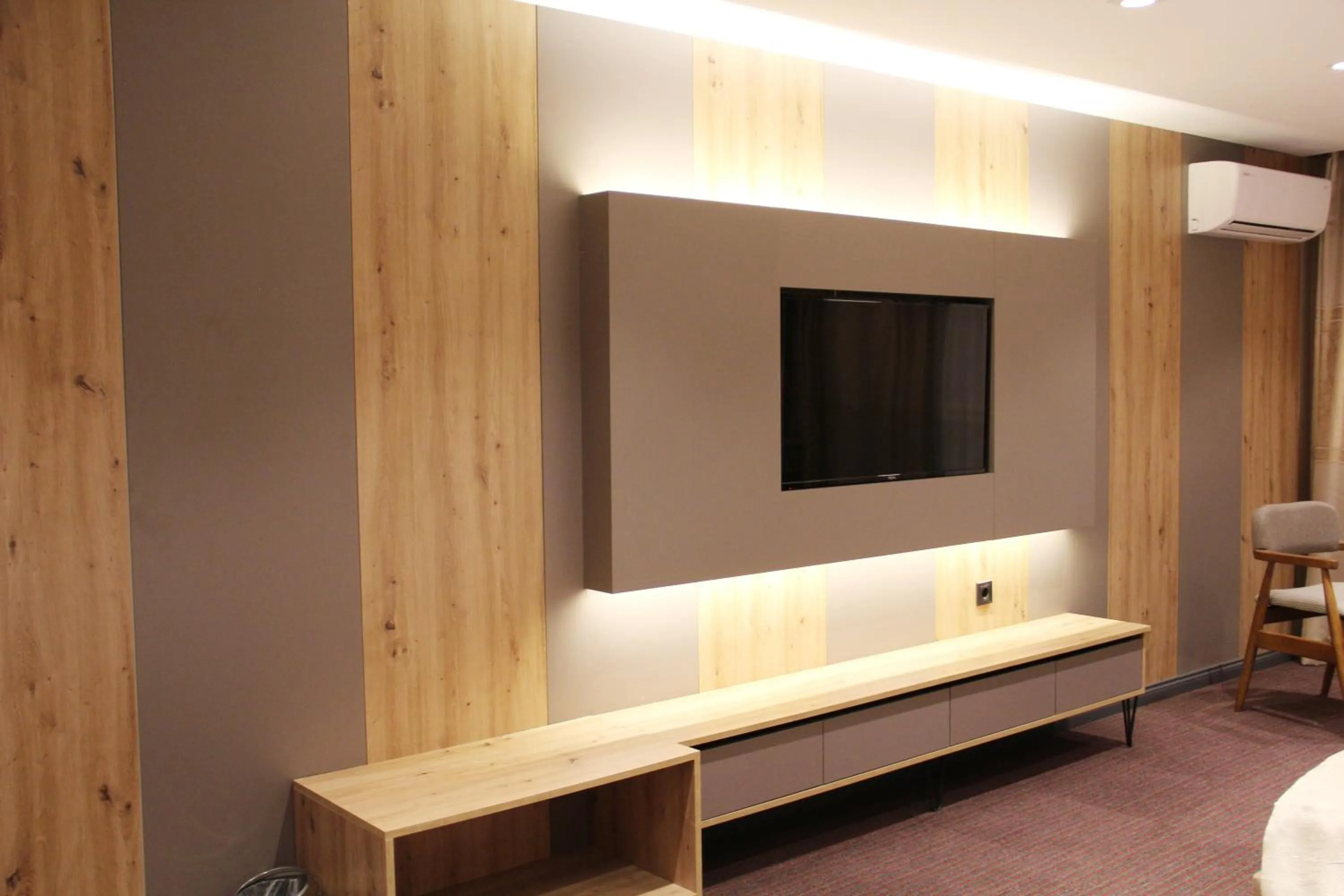 TV and multimedia in Sabiha Sultan Hotel-Karakoy