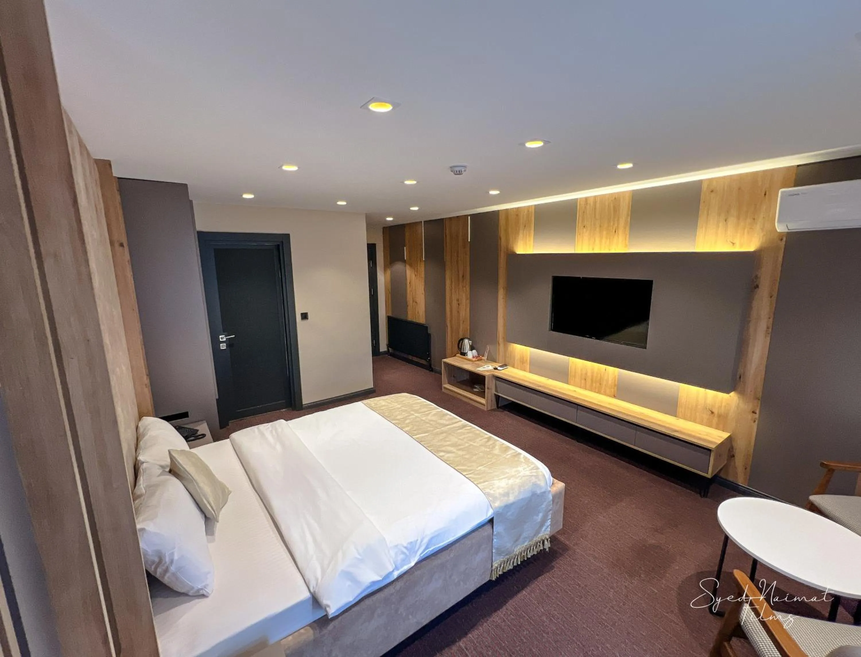 TV and multimedia, Bed in Sabiha Sultan Hotel-Karakoy