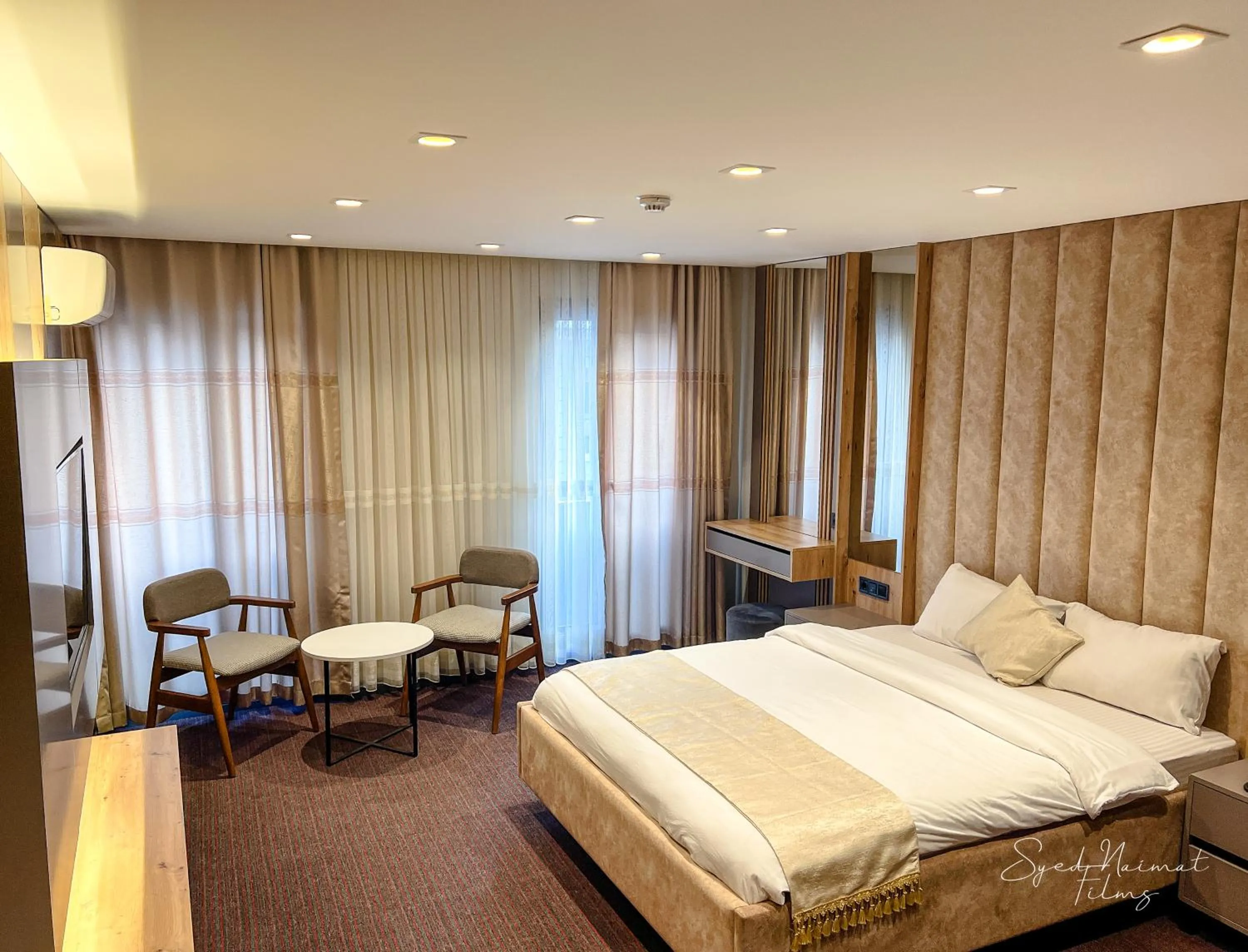 Decorative detail, Bed in Sabiha Sultan Hotel-Karakoy