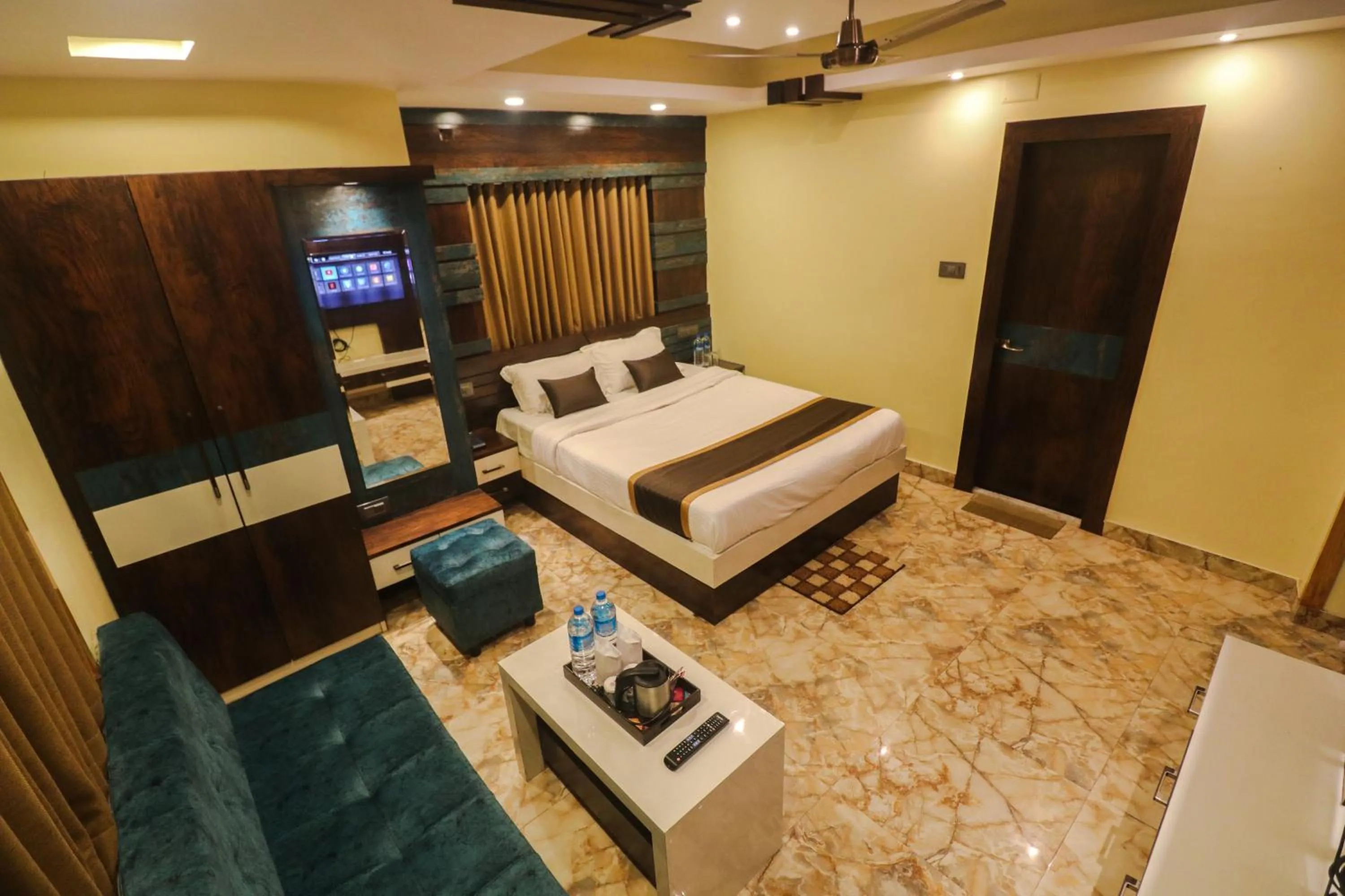 Bed in Mohar Residency