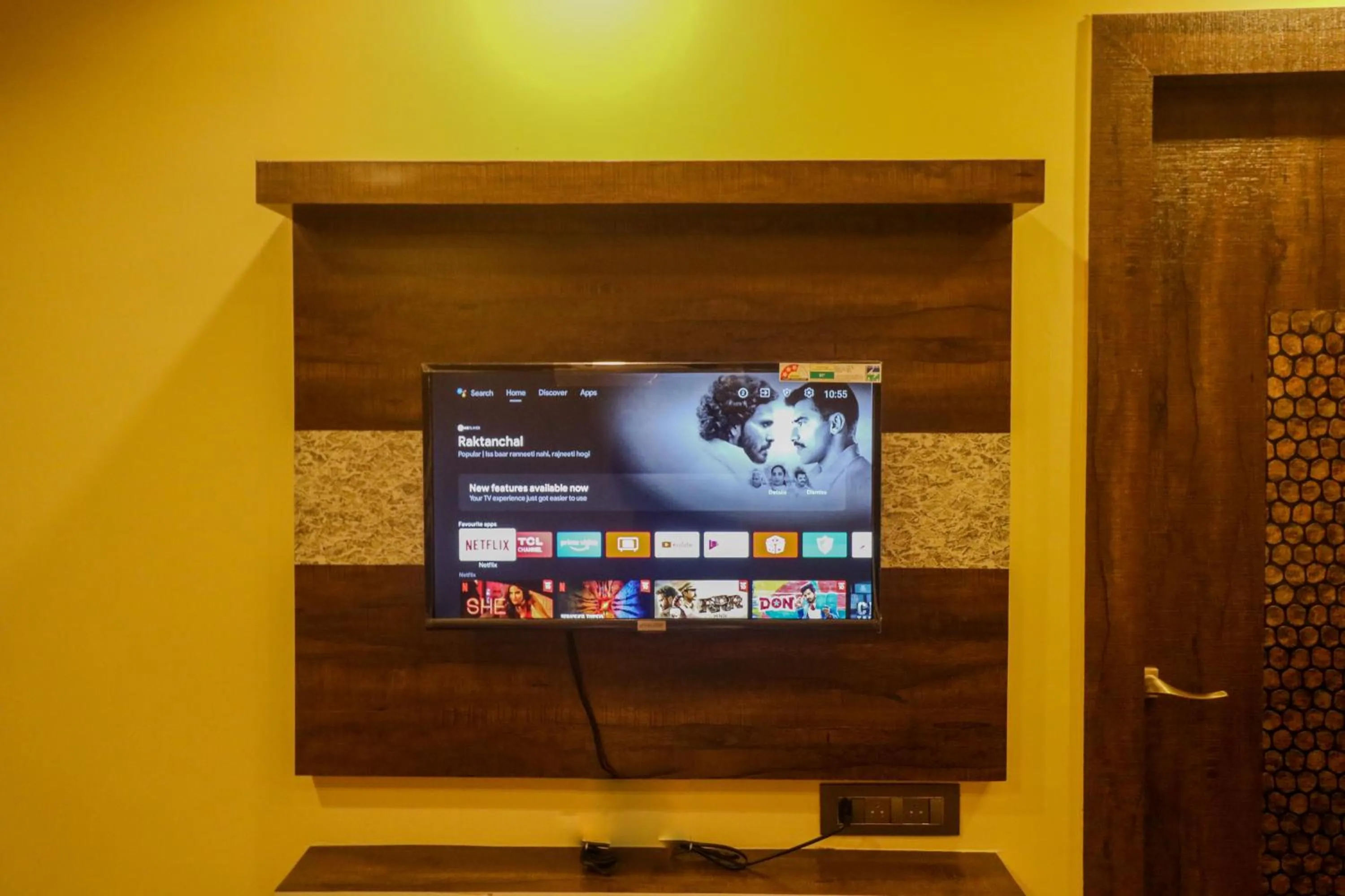 Communal lounge/ TV room in Mohar Residency