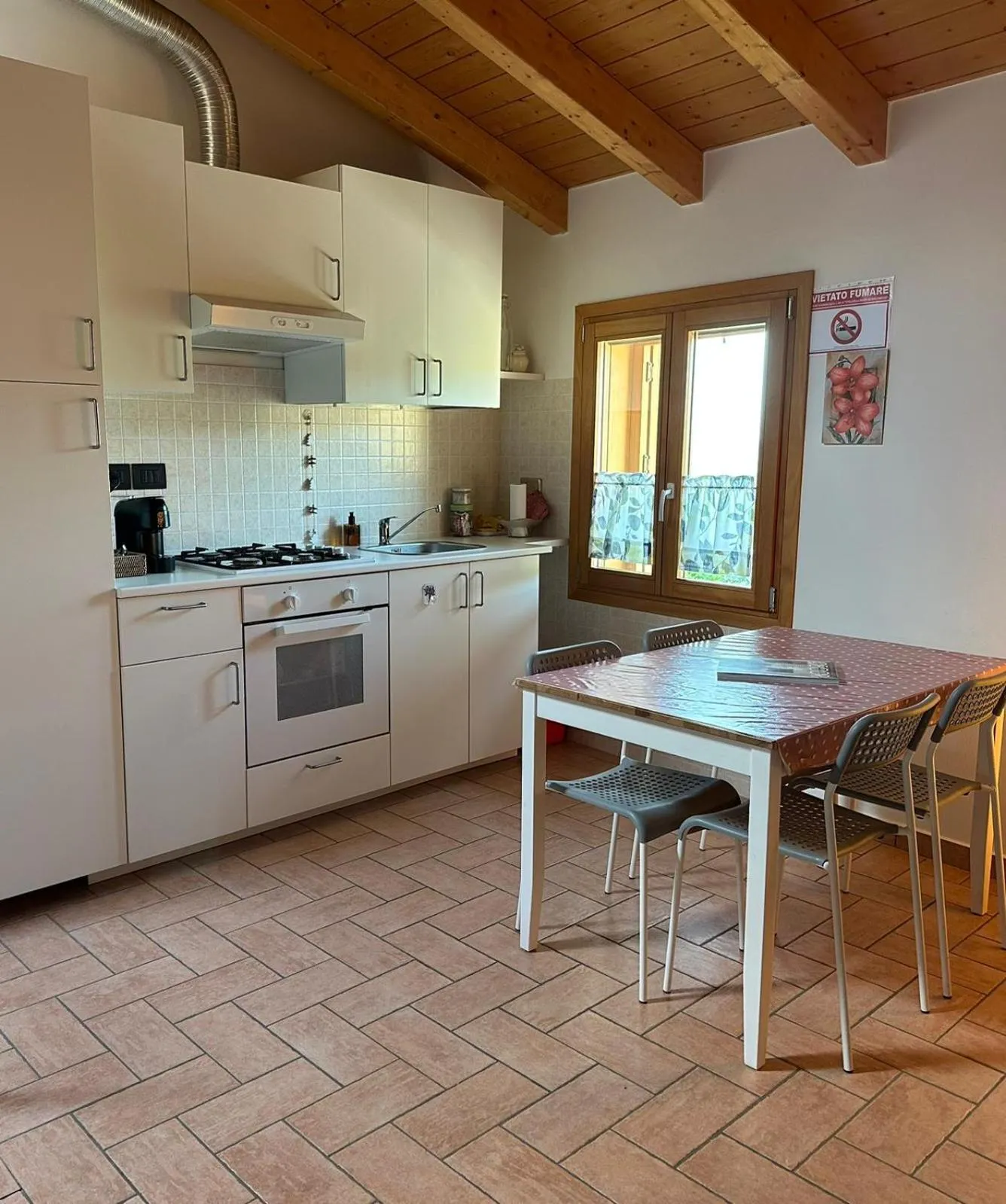 Coffee/tea facilities in Castello San Romano