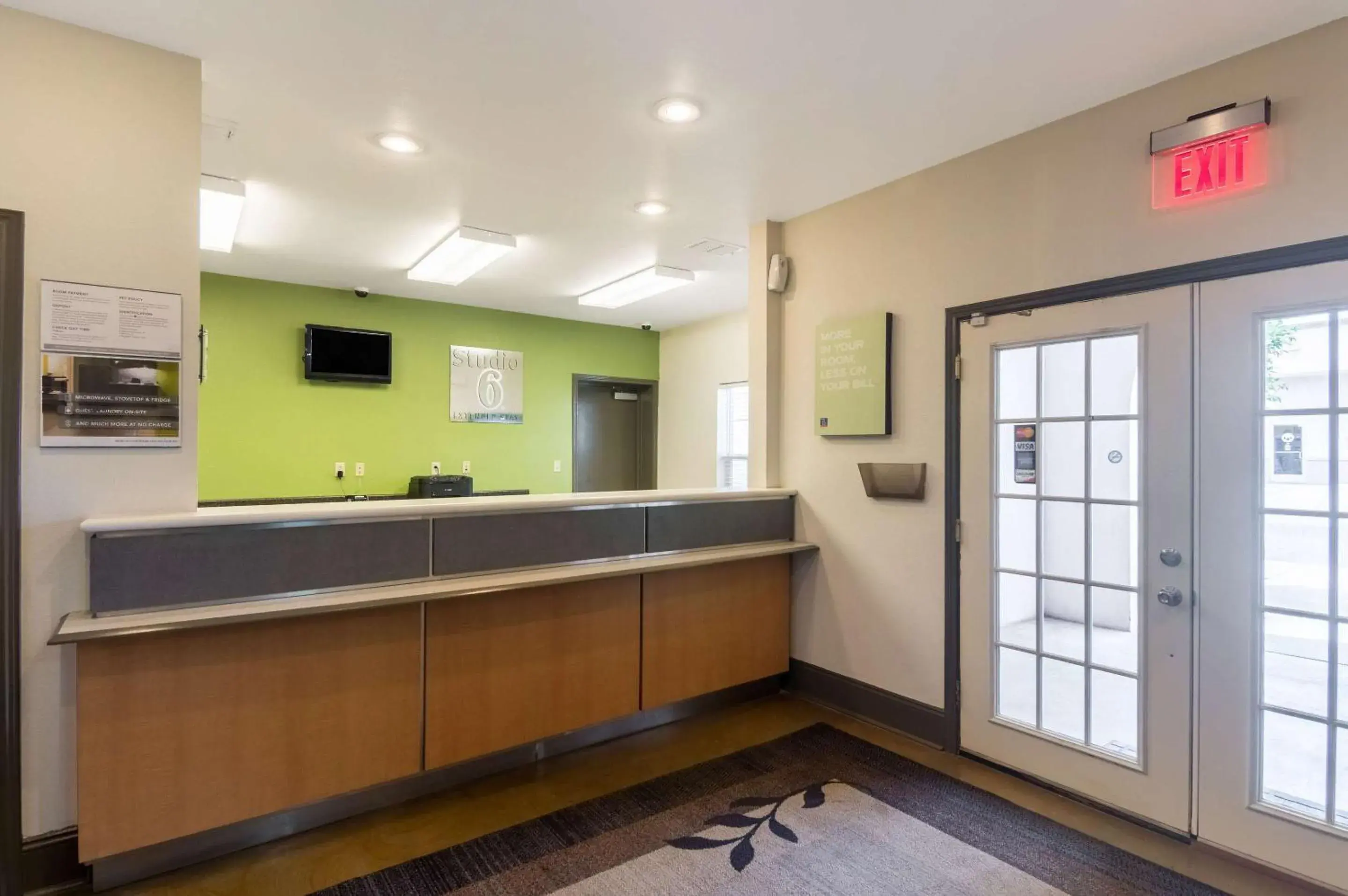 Lobby or reception in Studio 6 Lubbock, TX Lobby or reception in Studio 6 Lubbock, TX