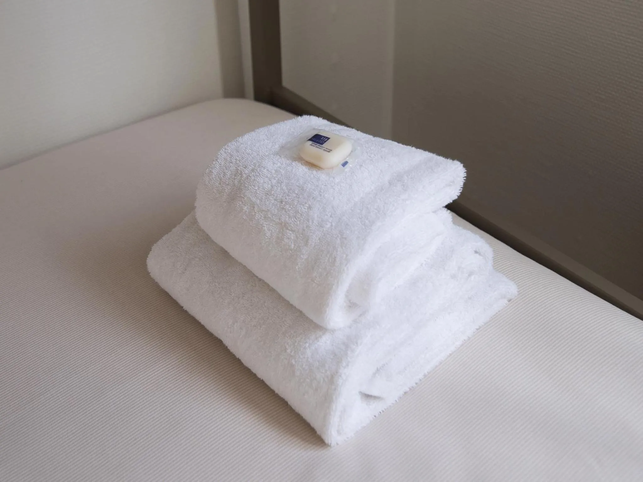 Decorative detail, Bed in Hotel Veere