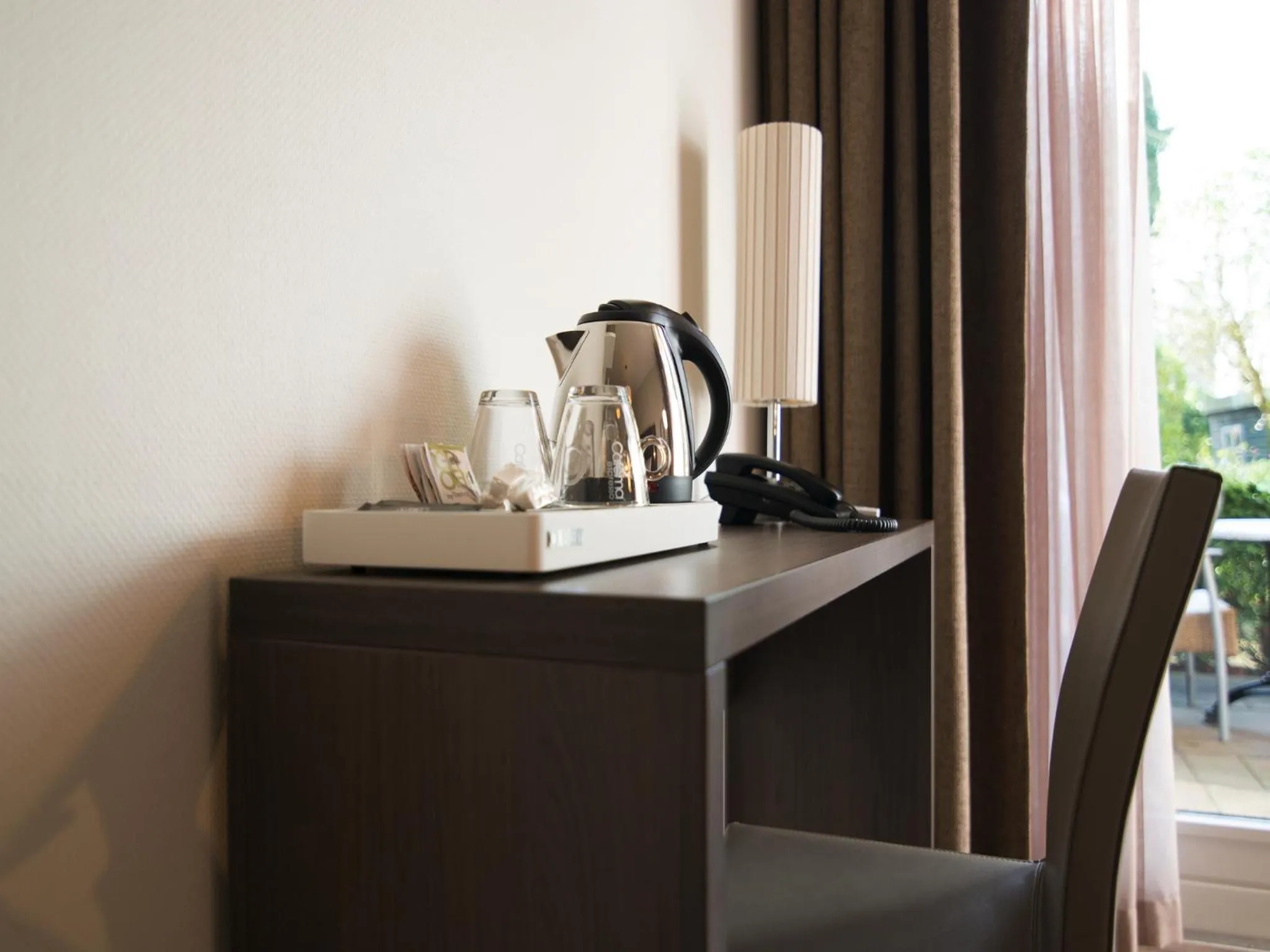 Coffee/tea facilities in Hotel Veere