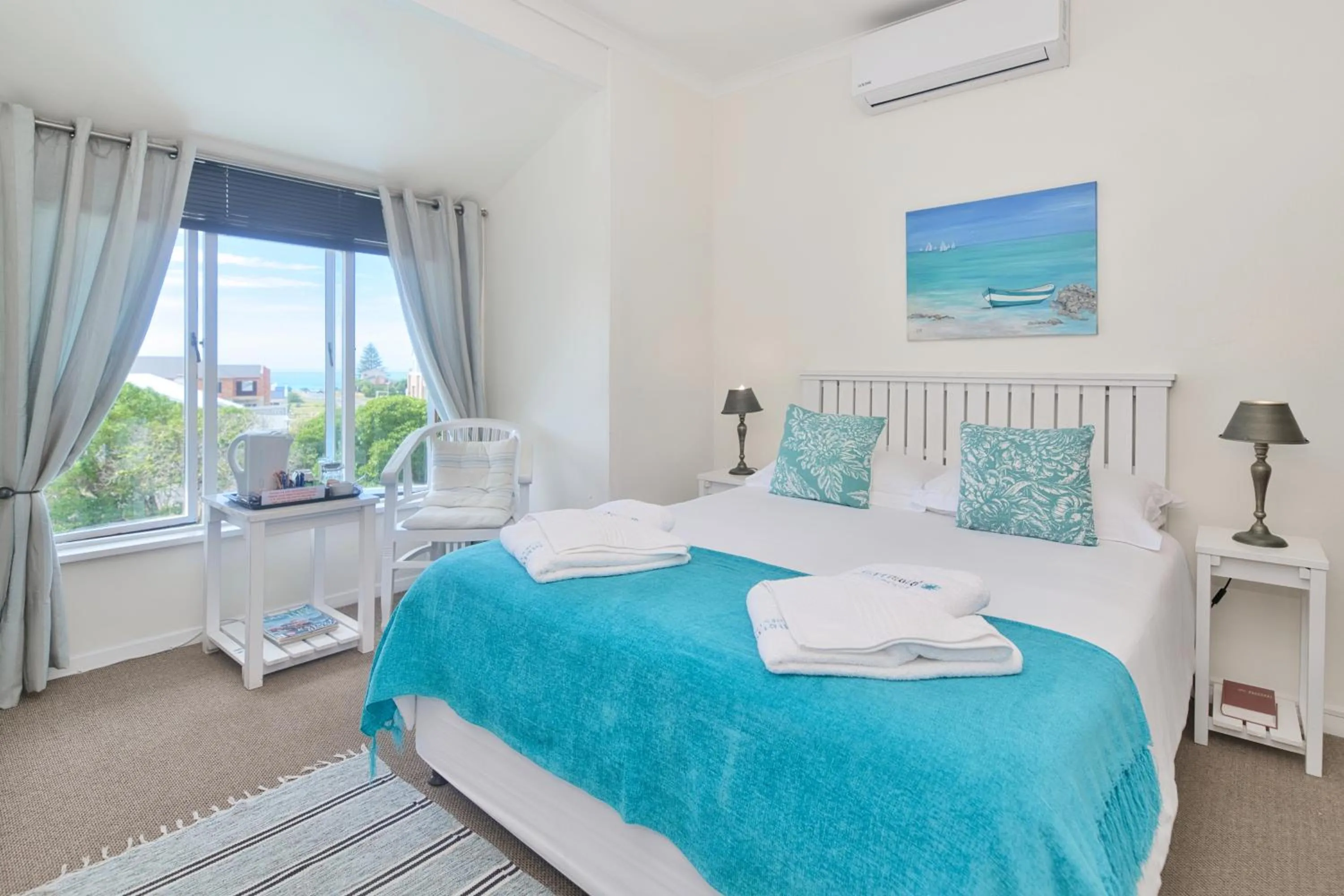 Bed in Mermaid Guest House