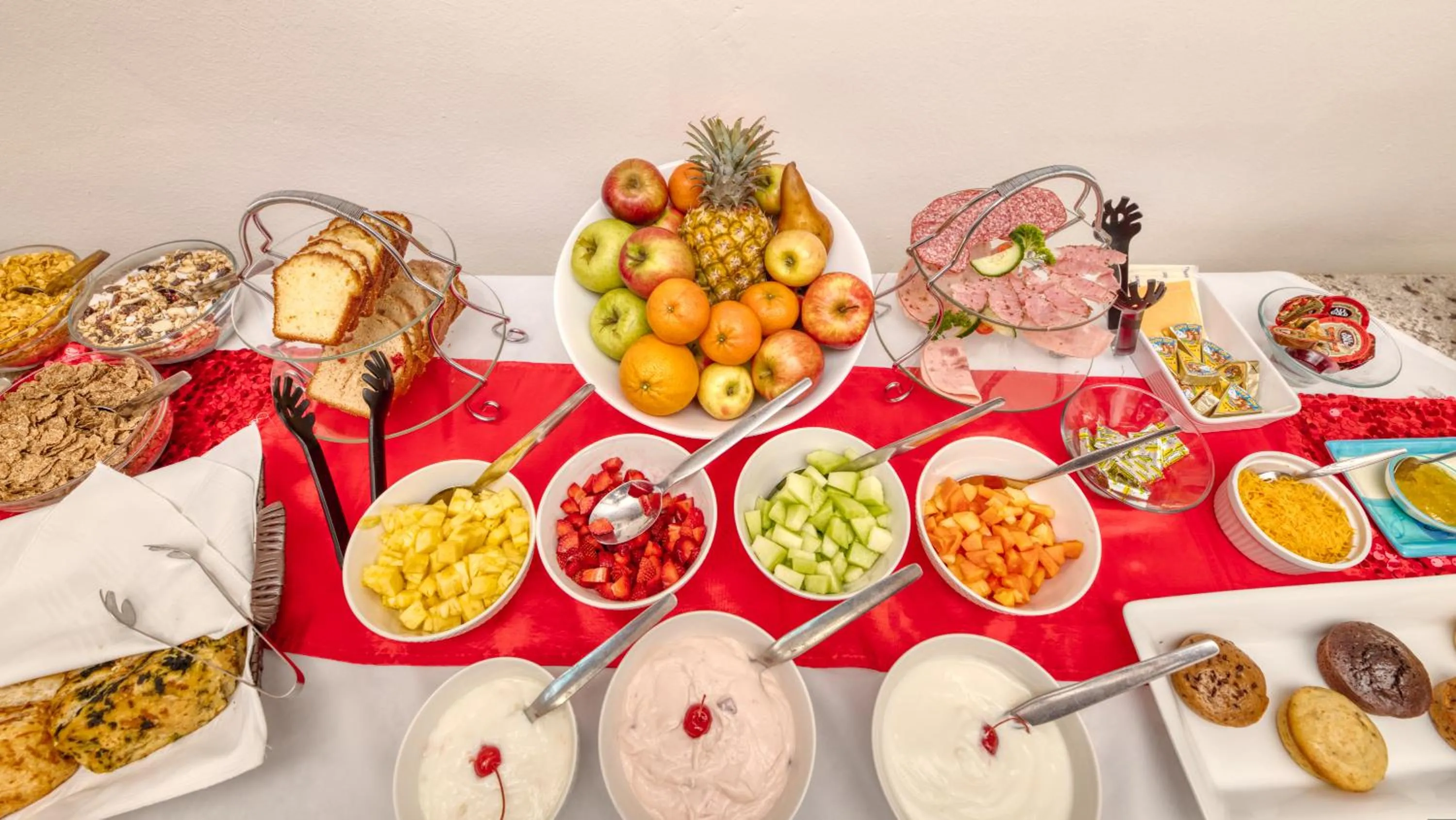 Food and drinks in Mermaid Guest House