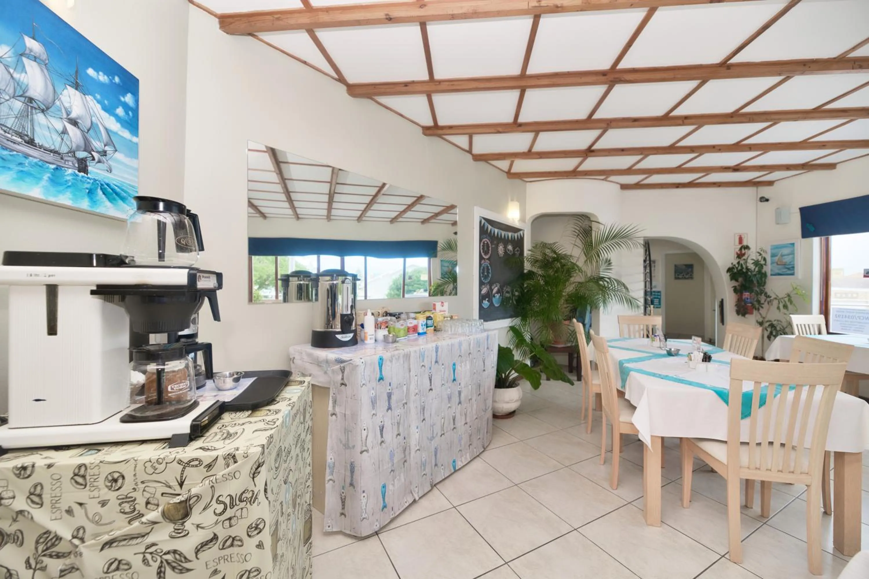 Coffee/tea facilities in Mermaid Guest House