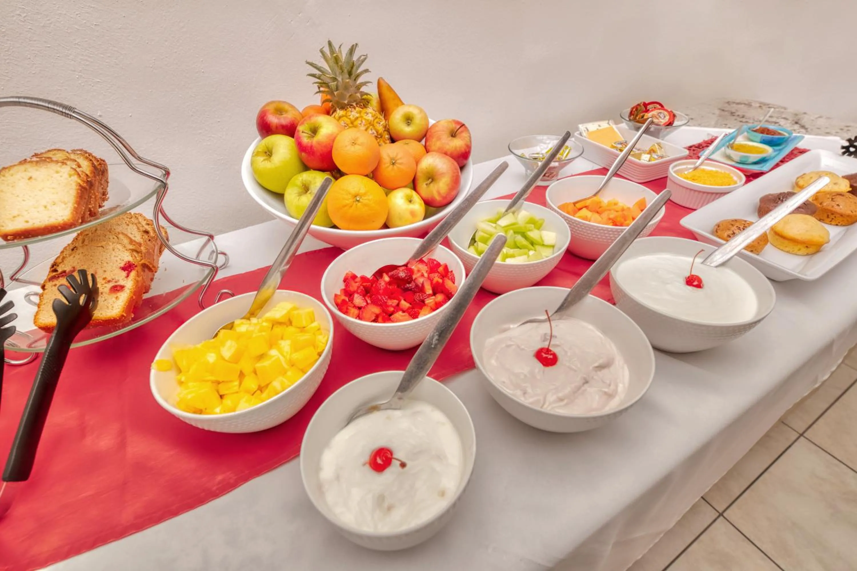 Food and drinks in Mermaid Guest House