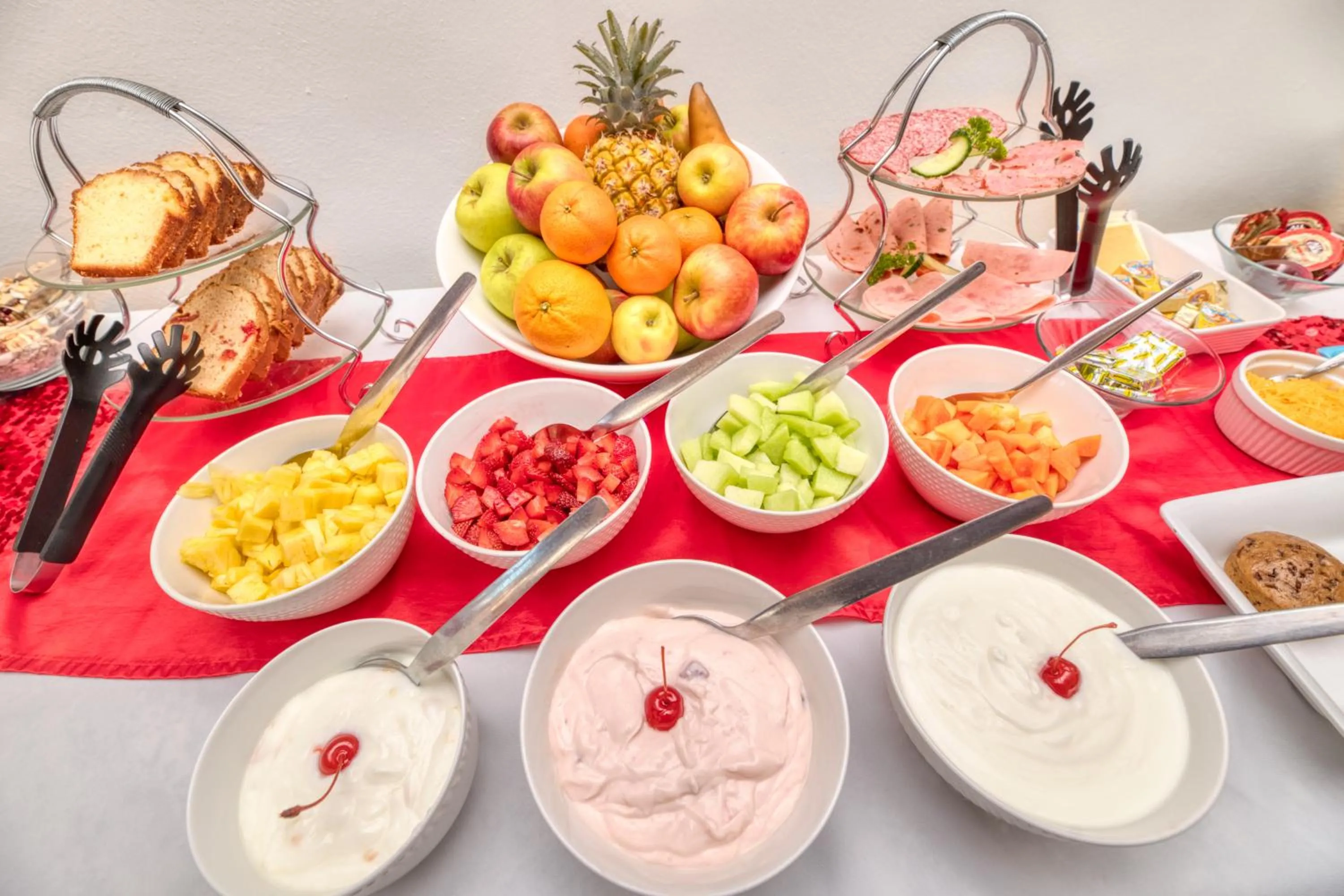 Food and drinks in Mermaid Guest House
