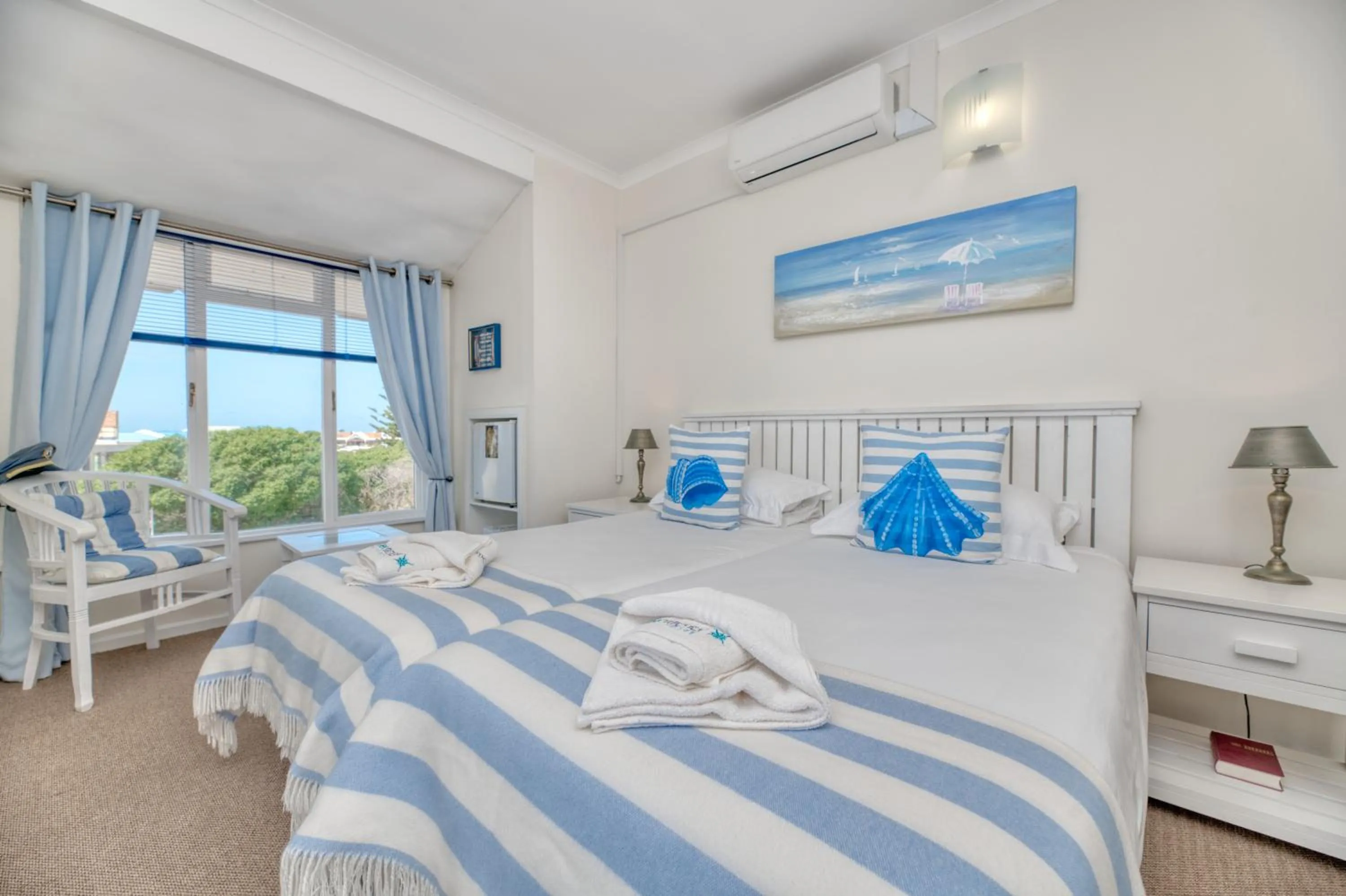 Bed in Mermaid Guest House