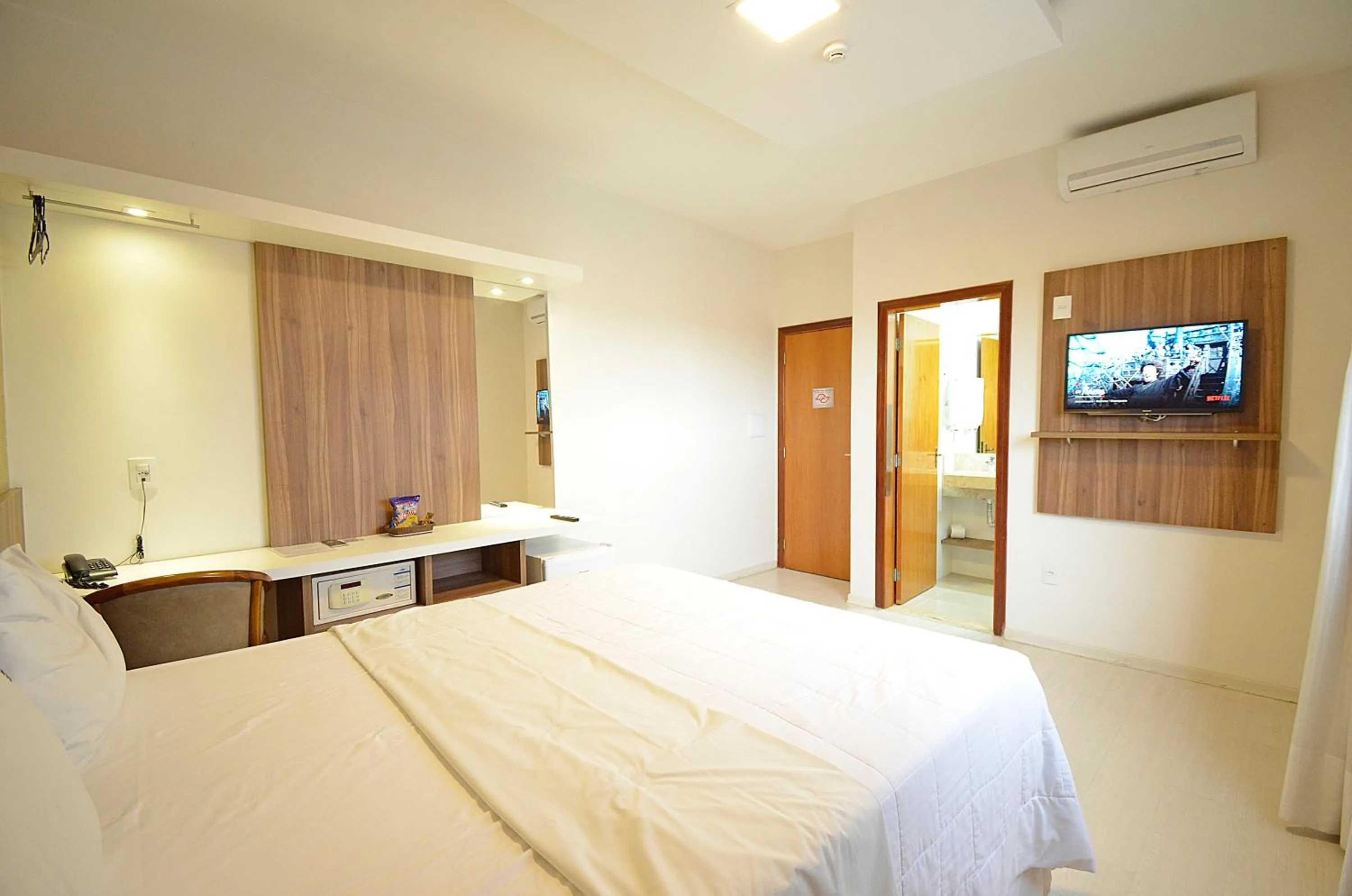 Bed in Business Park Hotel