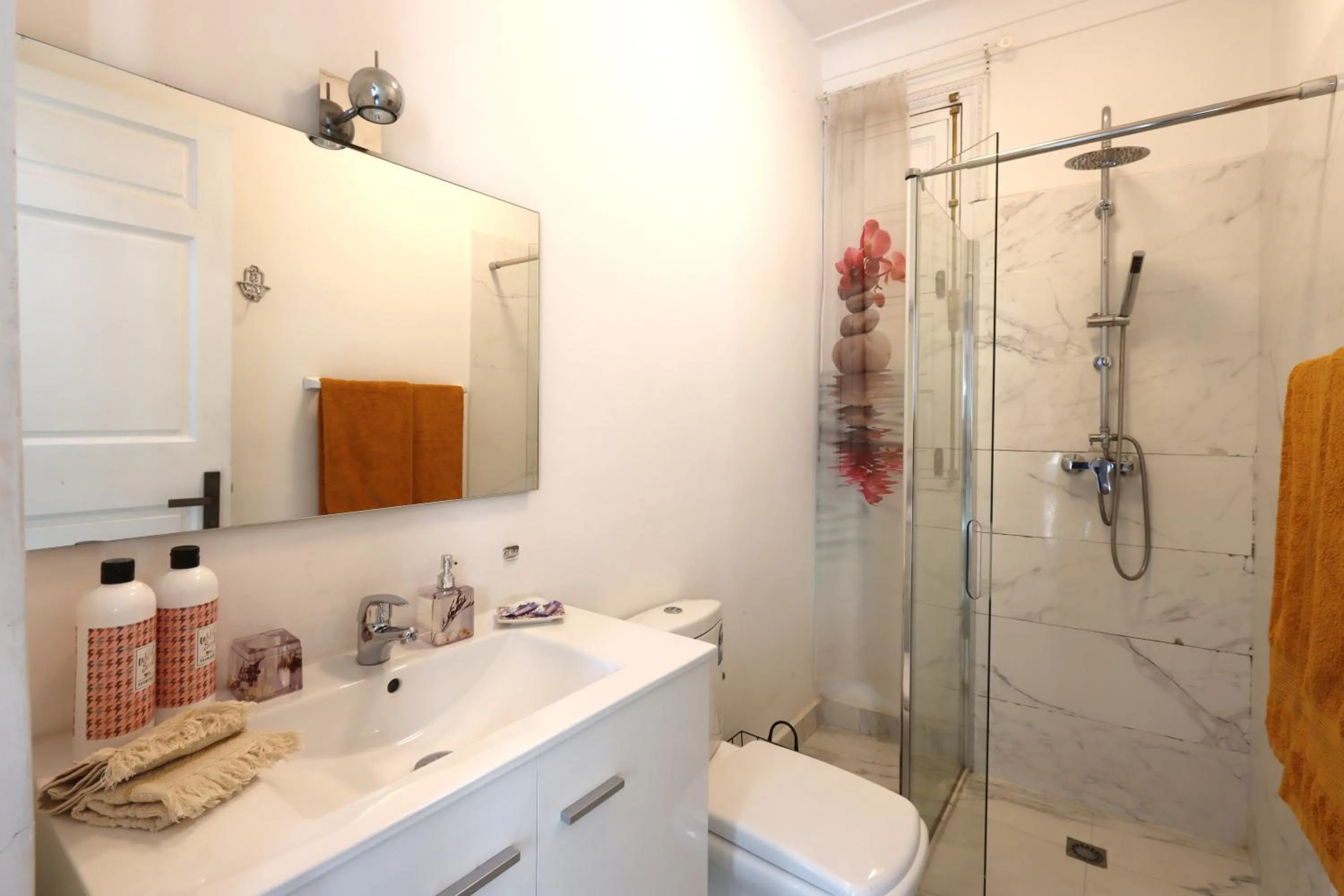 Shower in Riad VIP Bed & Breakfast