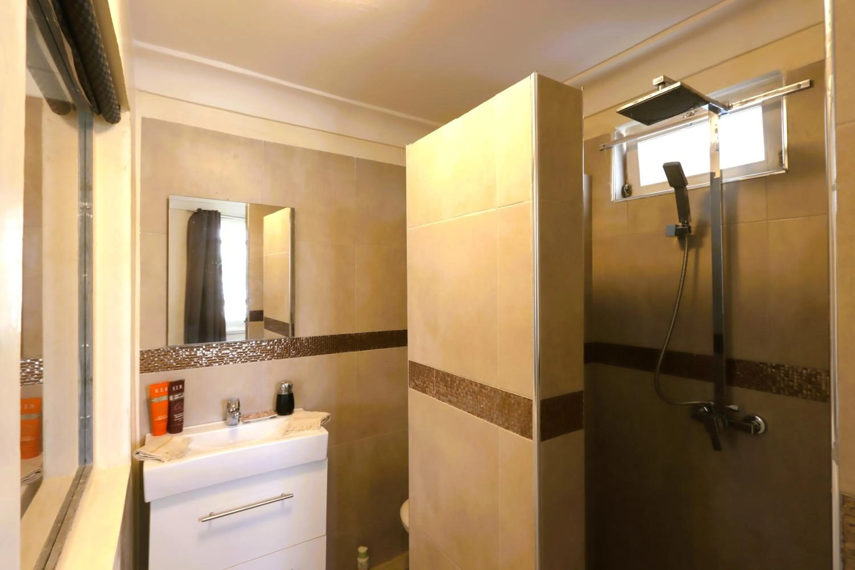 Shower in Riad VIP Bed & Breakfast