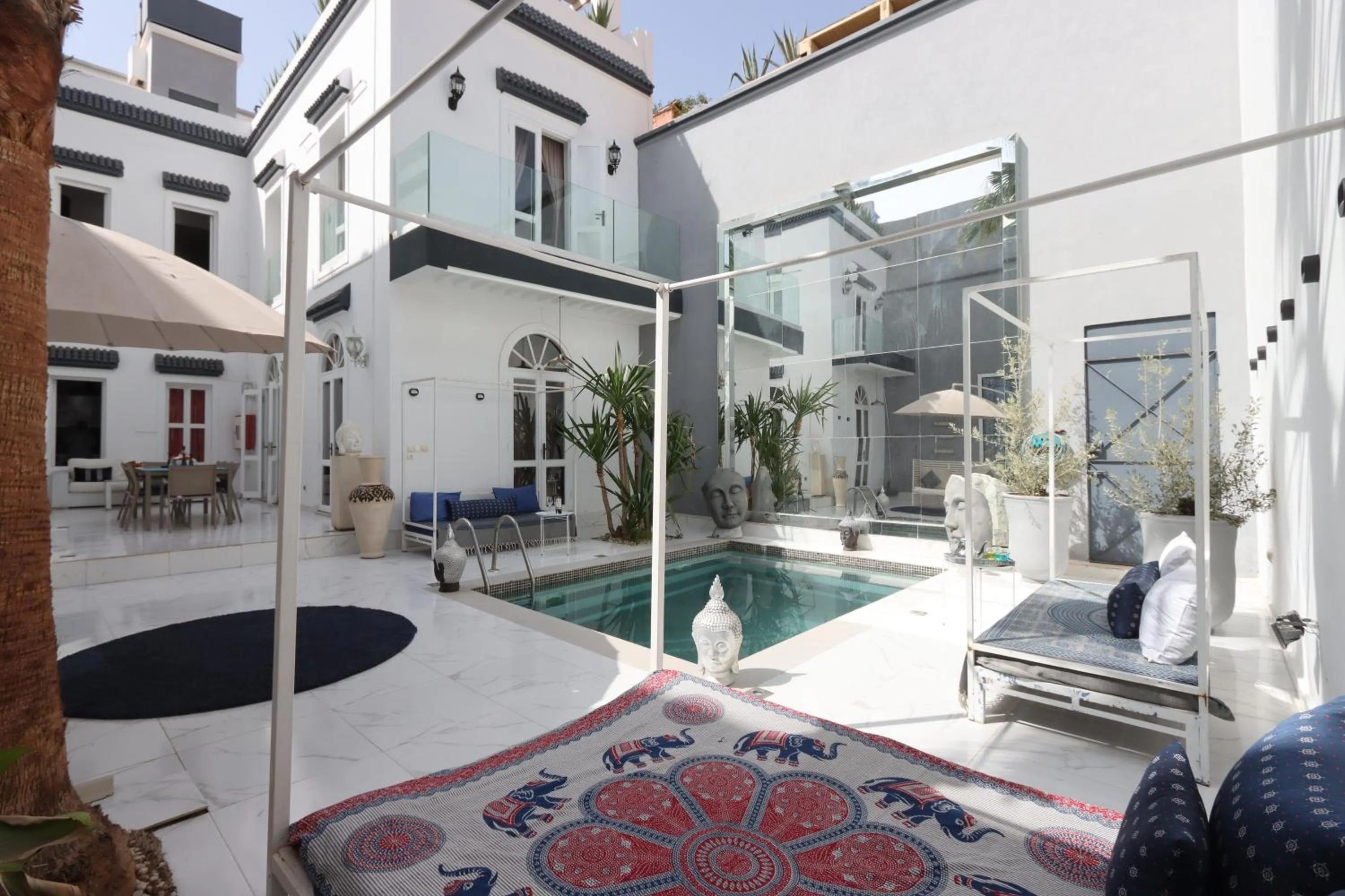 Property building in Riad VIP Bed & Breakfast