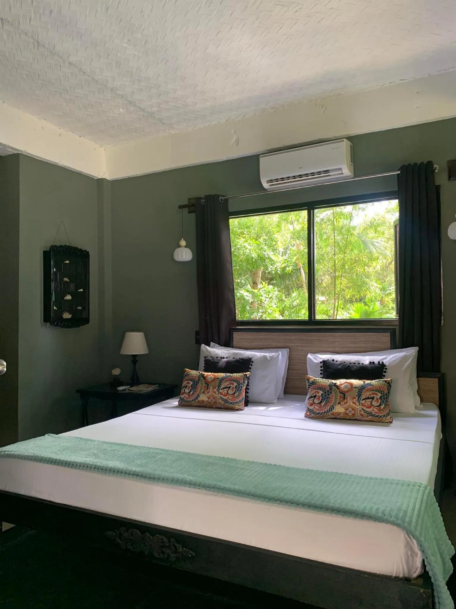 Bedroom, Bed in La Plage Hotel